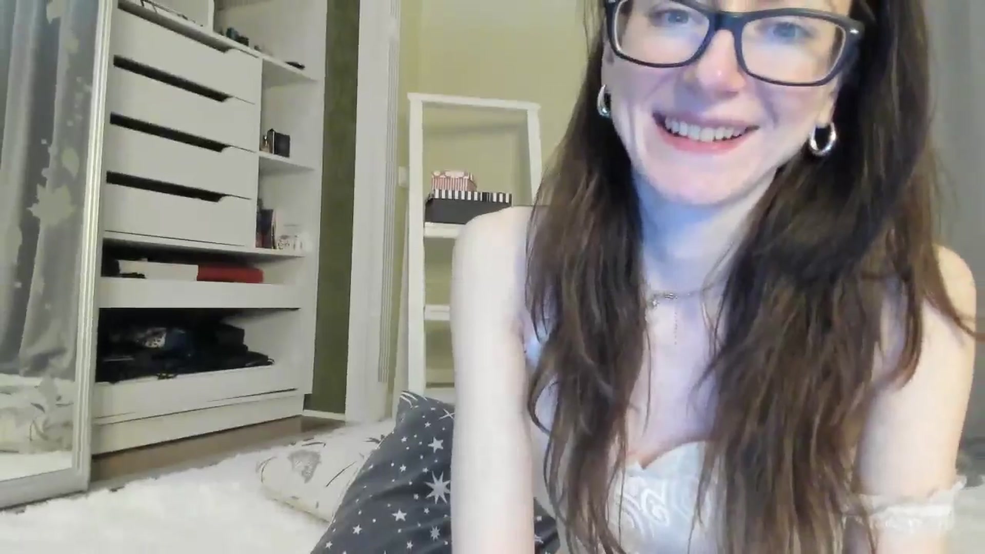 Gallery image thumbnail from Baby_Jewel's myfreecams stream on, 05/15/2024, 16:15 image 17 of 20