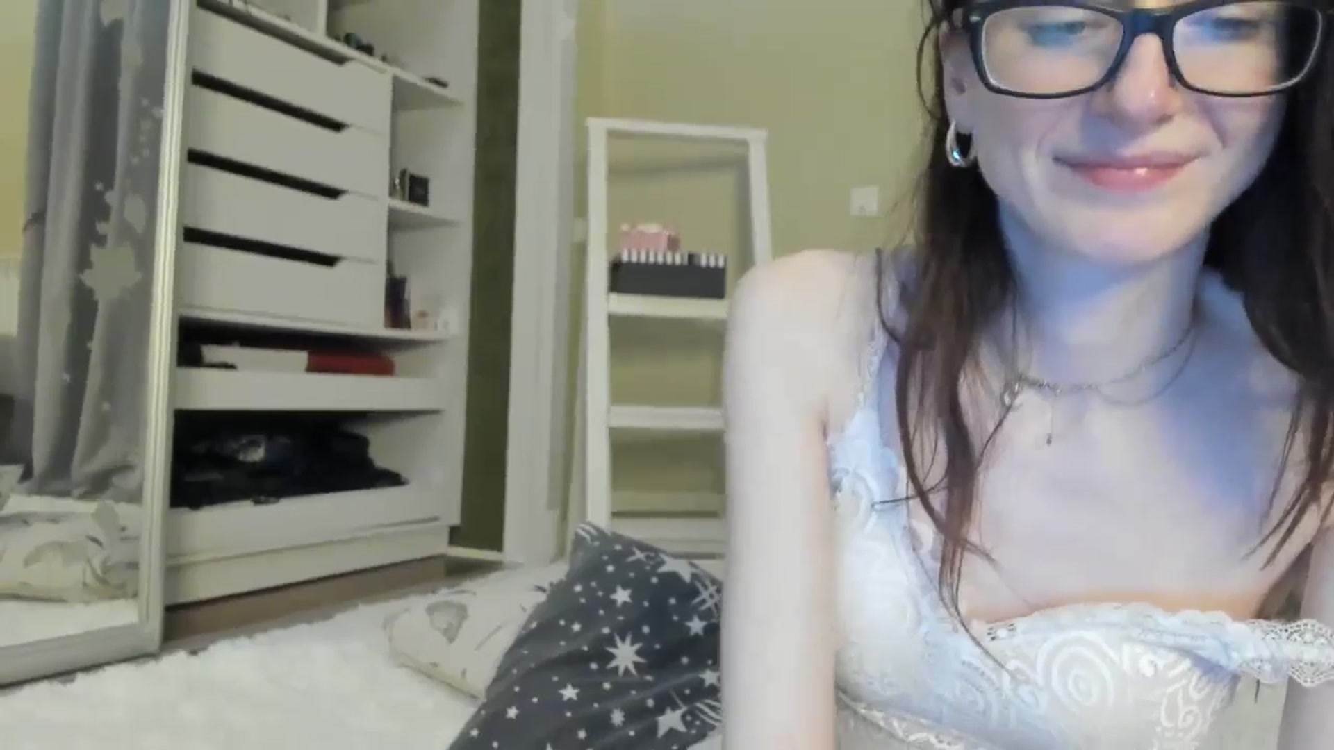 Gallery image thumbnail from Baby_Jewel's myfreecams stream on, 05/15/2024, 16:15 image 11 of 20