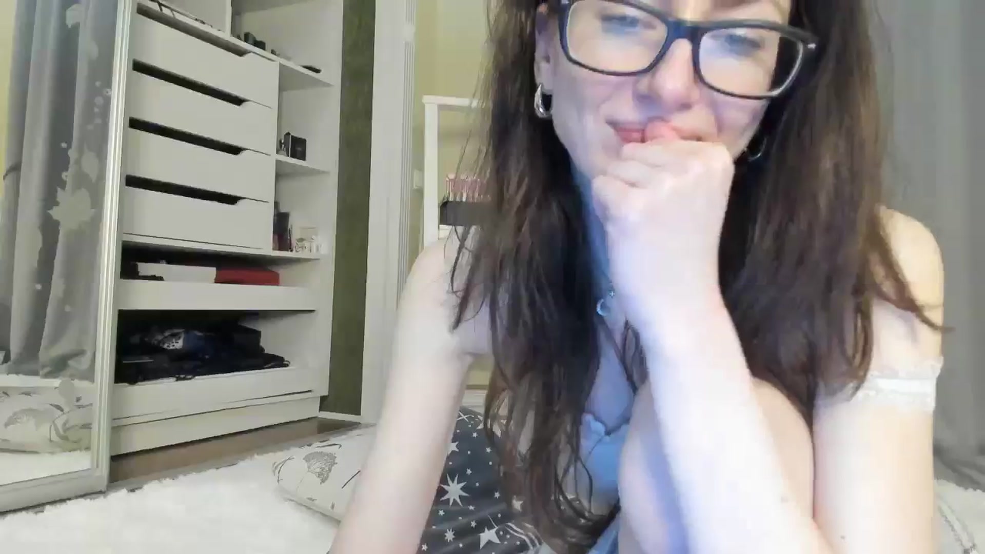 Gallery image thumbnail from Baby_Jewel's myfreecams stream on, 05/15/2024, 16:15 image 18 of 20