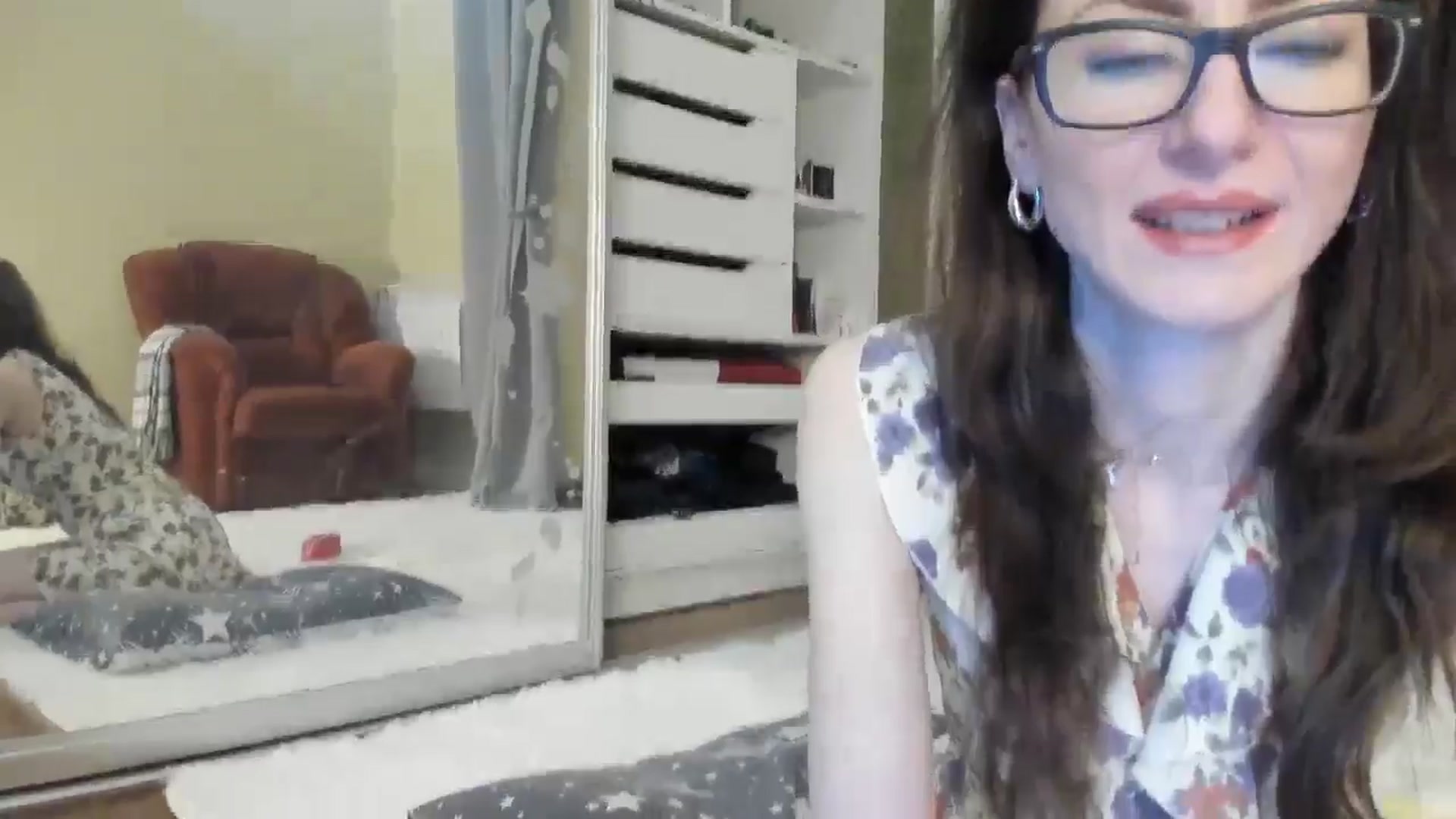 Gallery image thumbnail from Baby_Jewel's myfreecams stream on, 05/16/2024, 11:12 image 9 of 20