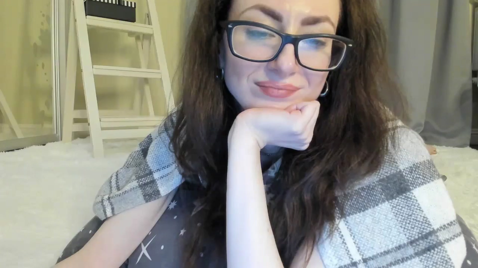 Gallery image thumbnail from Baby_Jewel's myfreecams stream on, 05/16/2024, 14:40 image 16 of 20