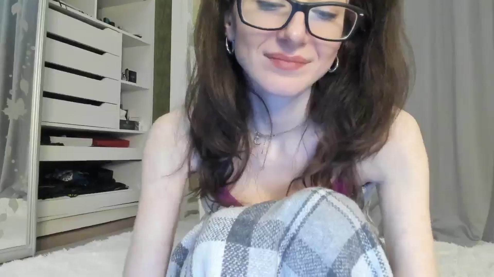 Gallery image thumbnail from Baby_Jewel's myfreecams stream on, 05/16/2024, 16:12 image 18 of 20