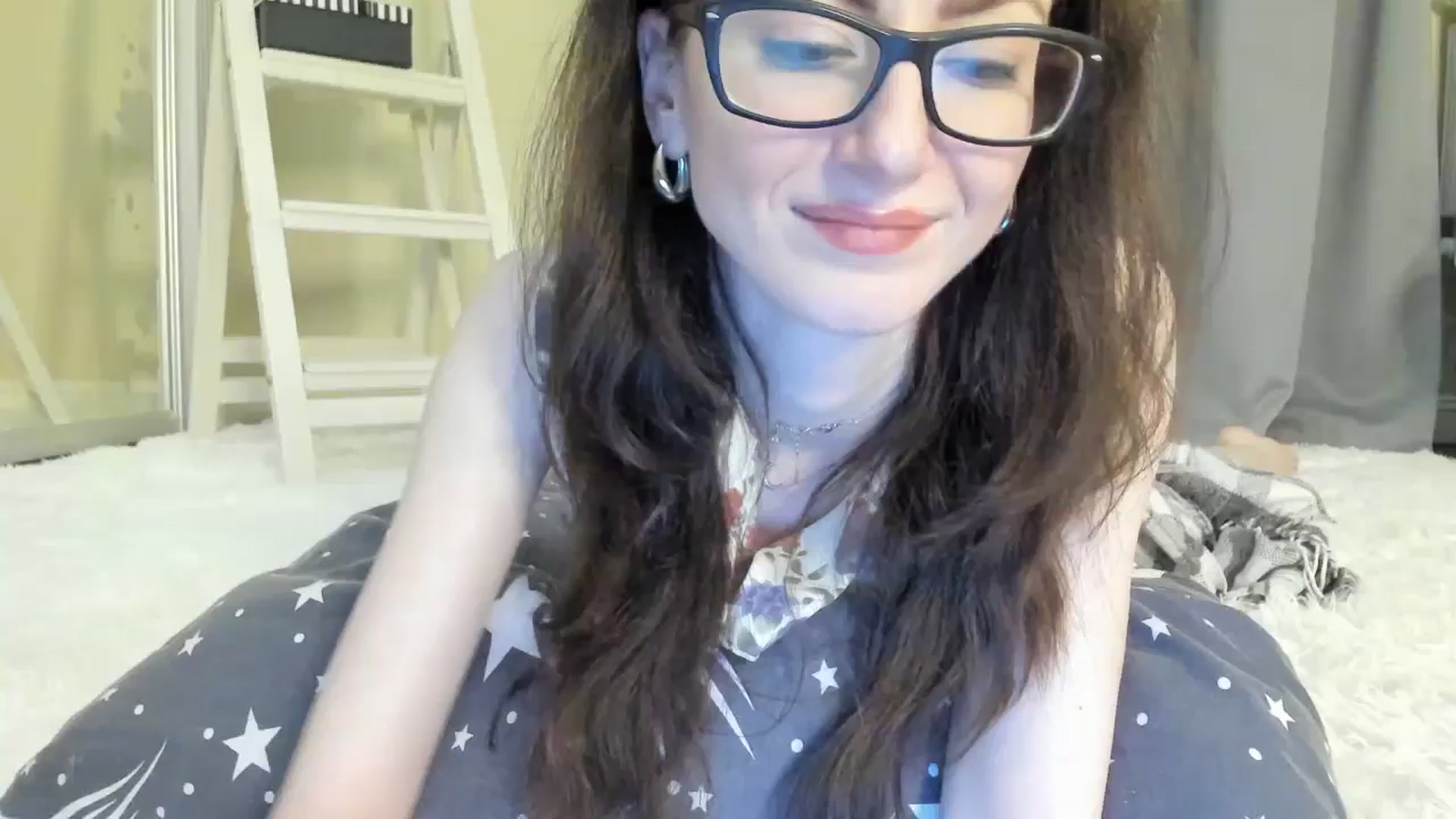 Gallery image thumbnail from Baby_Jewel's myfreecams stream on, 05/16/2024, 16:12 image 5 of 20
