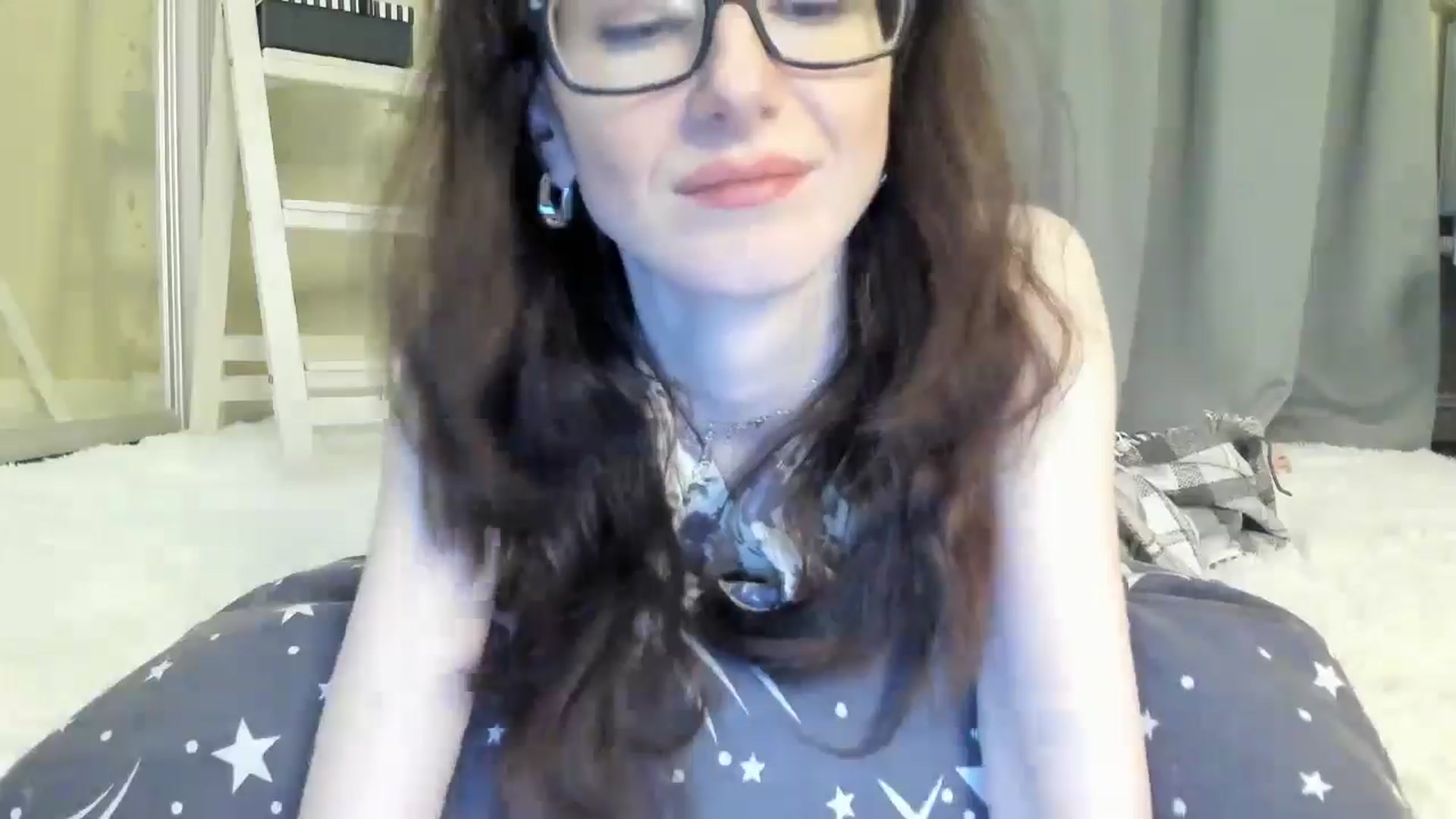Gallery image thumbnail from Baby_Jewel's myfreecams stream on, 05/16/2024, 16:12 image 2 of 20
