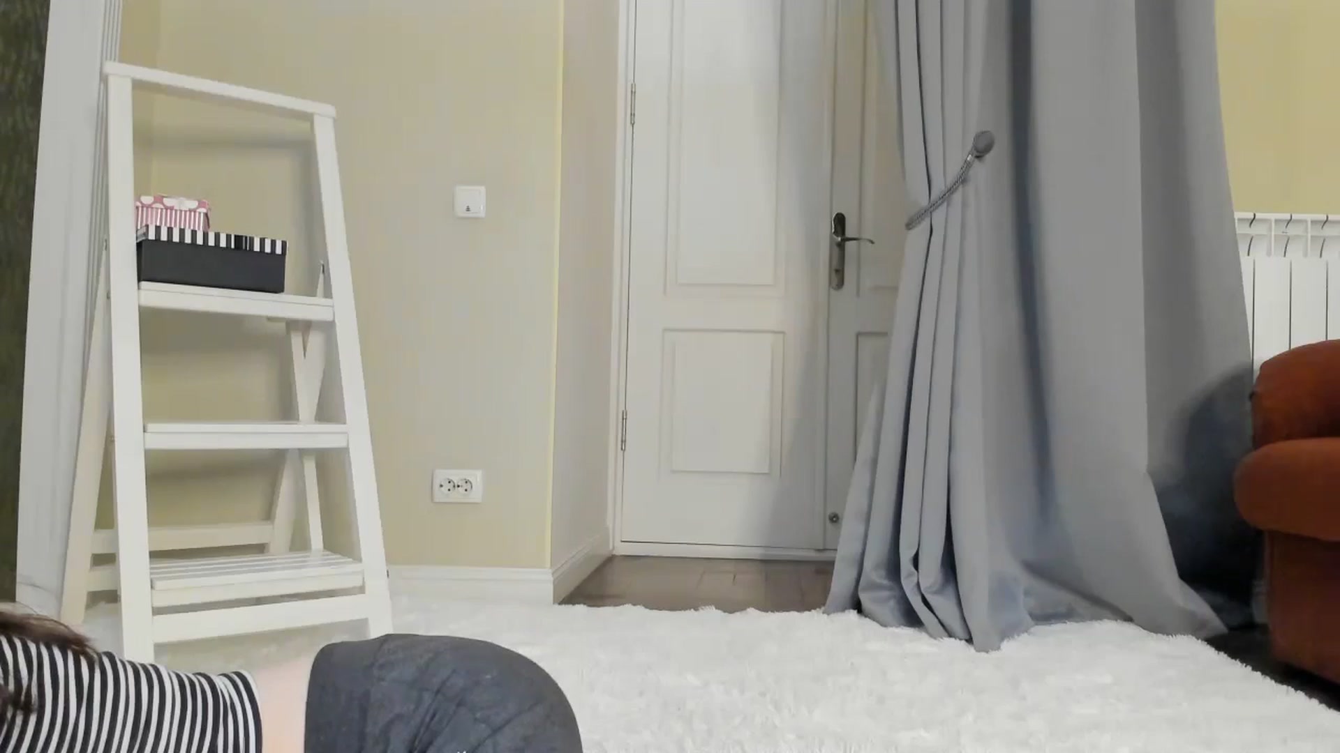Gallery image thumbnail from Baby_Jewel's myfreecams stream on, 05/17/2024, 12:24 image 9 of 20
