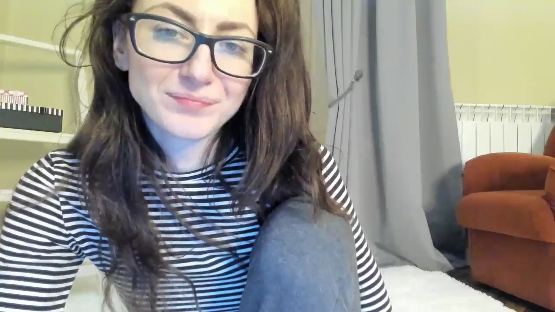 Gallery image thumbnail from Baby_Jewel's myfreecams stream on, 05/17/2024, 15:38 image 4 of 20