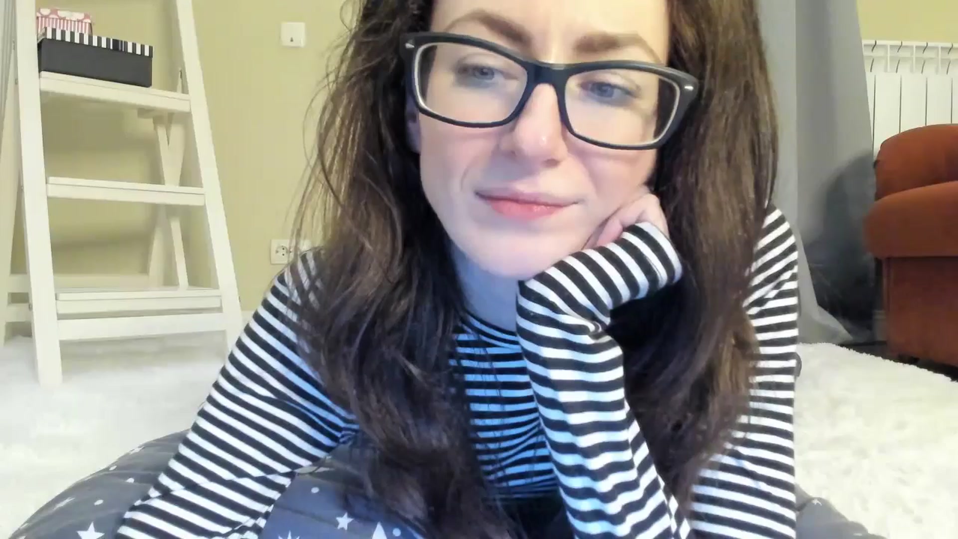 Gallery image thumbnail from Baby_Jewel's myfreecams stream on, 05/17/2024, 15:38 image 5 of 20