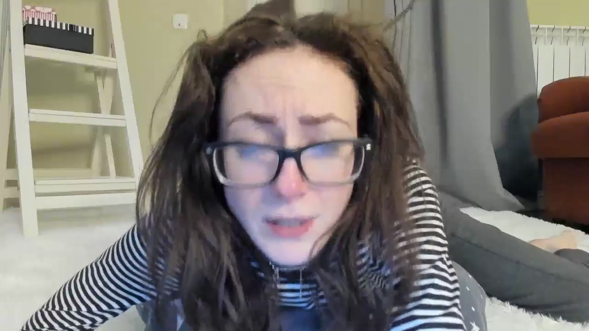 Gallery image thumbnail from Baby_Jewel's myfreecams stream on, 05/17/2024, 15:38 image 16 of 20