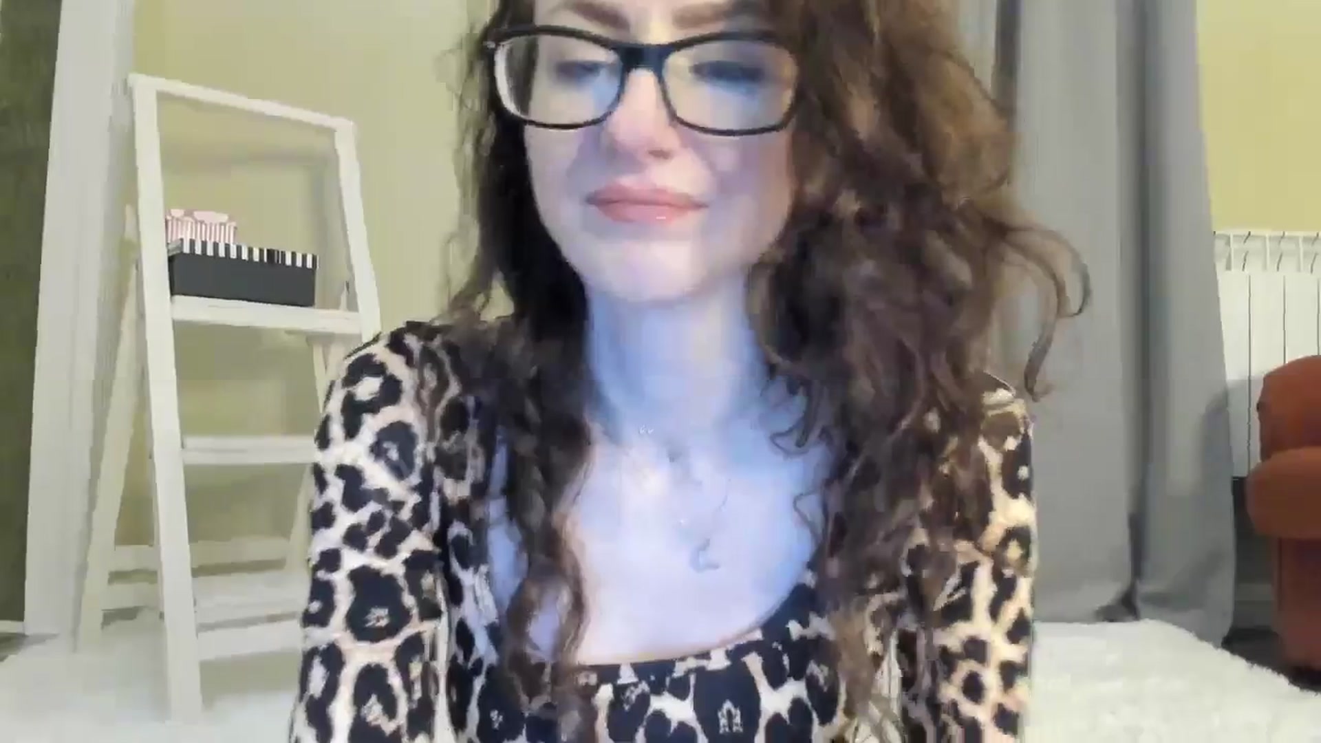 Gallery image thumbnail from Baby_Jewel's myfreecams stream on, 05/18/2024, 11:50 image 16 of 20