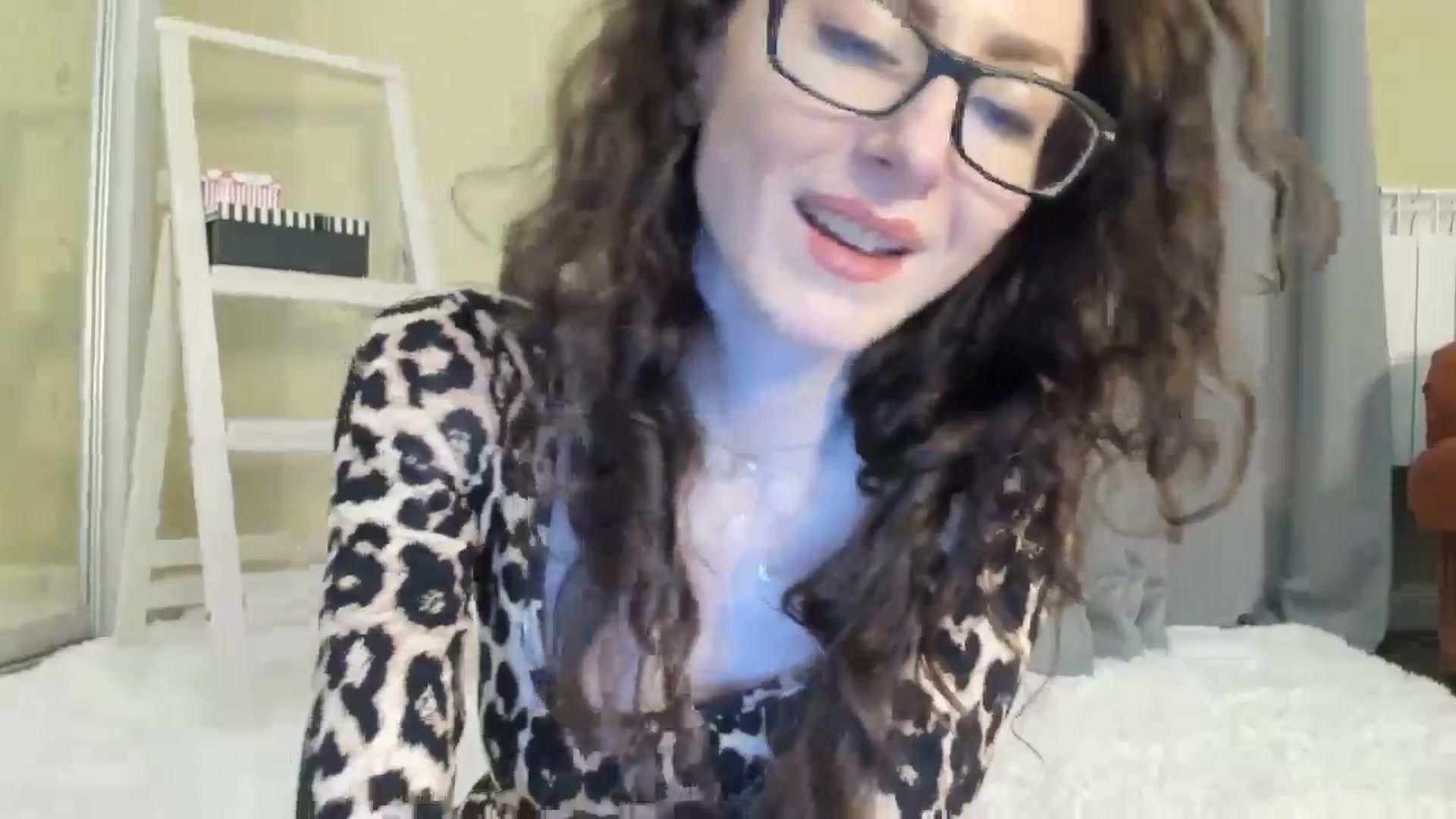 Gallery image thumbnail from Baby_Jewel's myfreecams stream on, 05/18/2024, 12:30 image 12 of 20