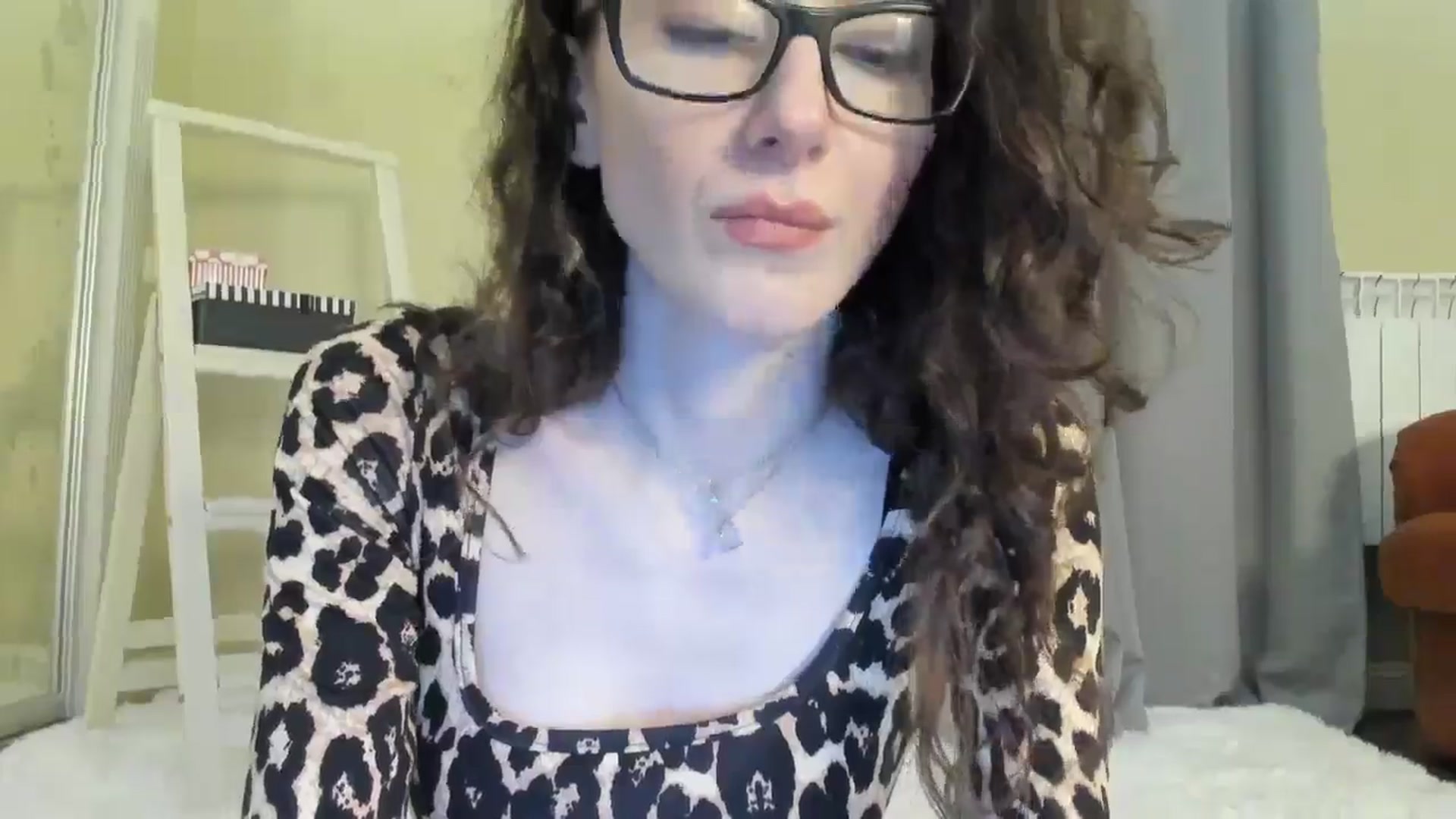 Gallery image thumbnail from Baby_Jewel's myfreecams stream on, 05/18/2024, 12:30 image 5 of 20