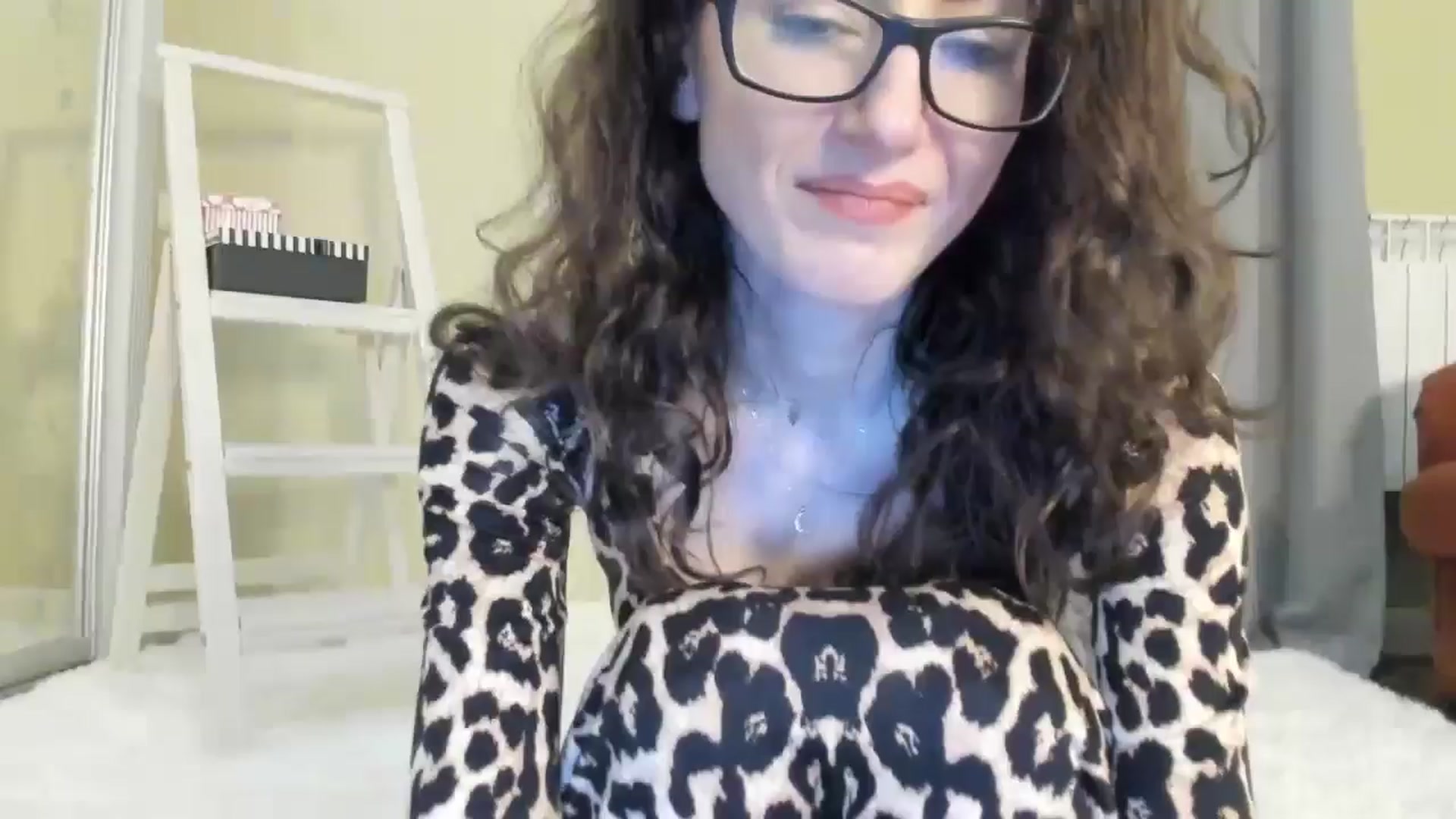 Gallery image thumbnail from Baby_Jewel's myfreecams stream on, 05/18/2024, 12:30 image 16 of 20