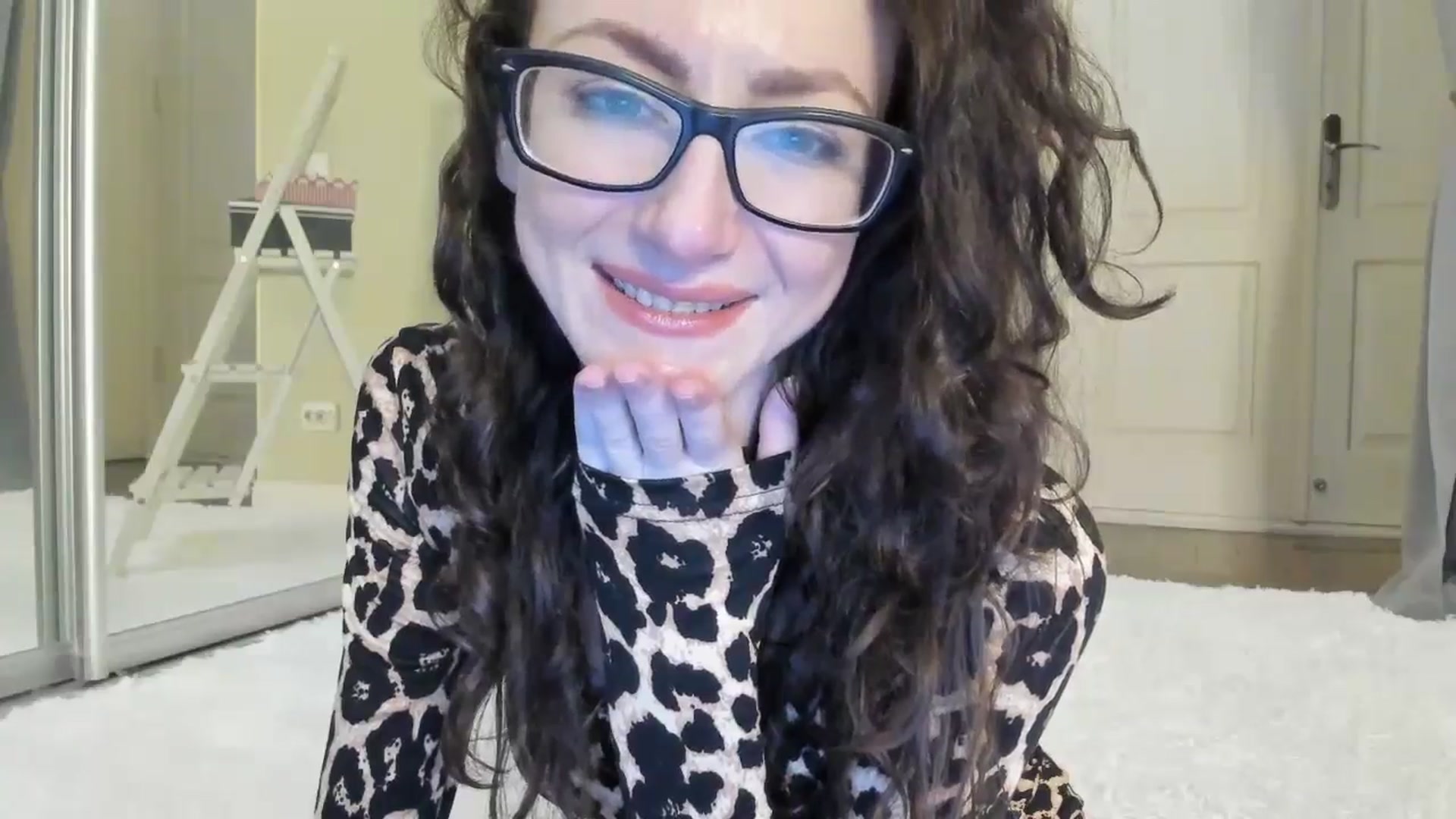 Gallery image thumbnail from Baby_Jewel's myfreecams stream on, 05/18/2024, 16:26 image 10 of 20