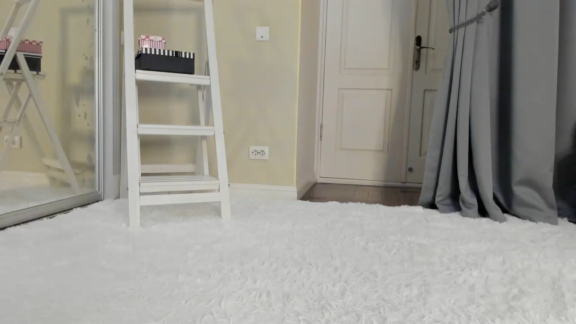 Gallery image thumbnail from Baby_Jewel's myfreecams stream on, 05/19/2024, 14:31 image 15 of 20