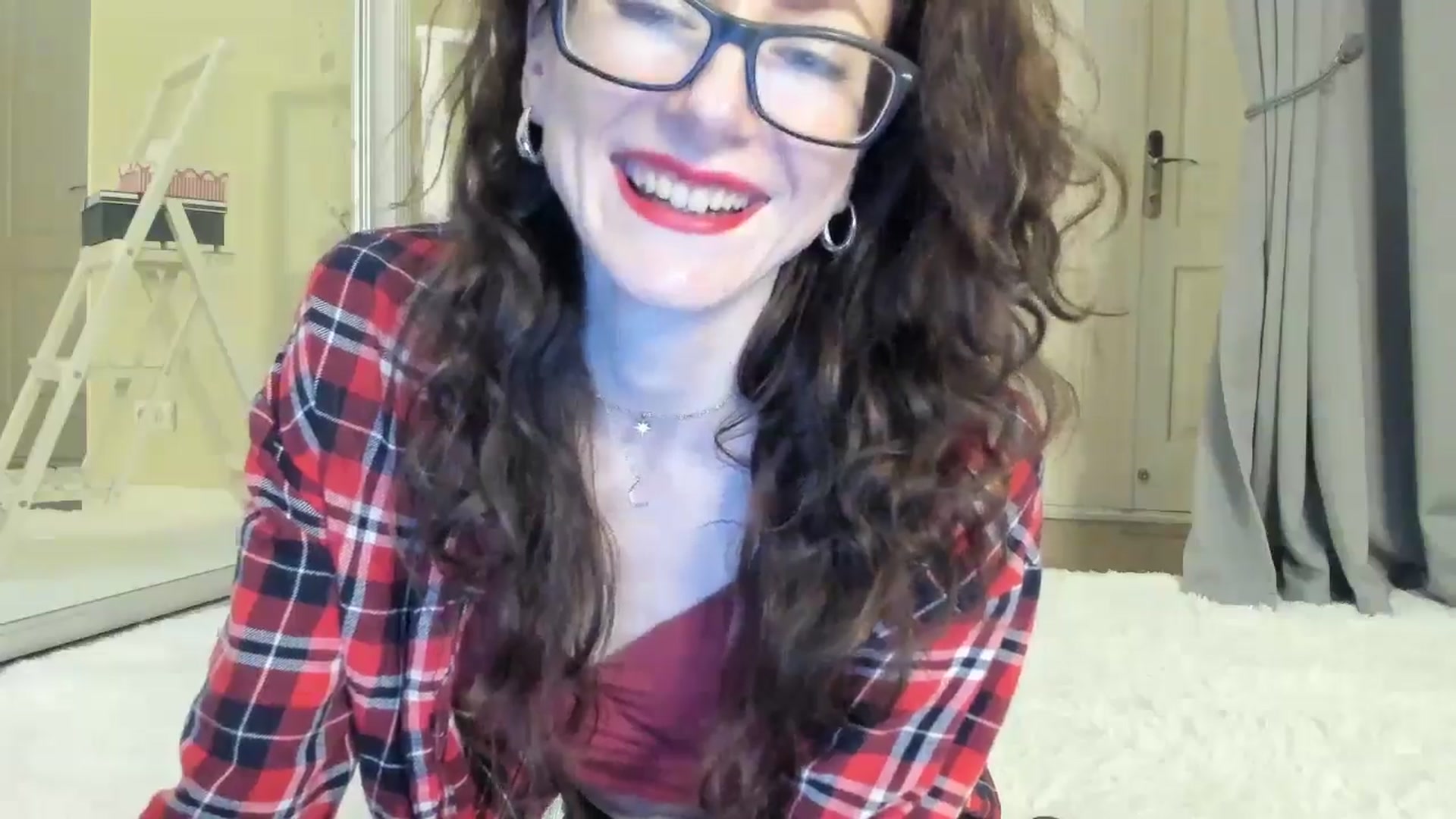 Gallery image thumbnail from Baby_Jewel's myfreecams stream on, 05/19/2024, 16:36 image 14 of 20