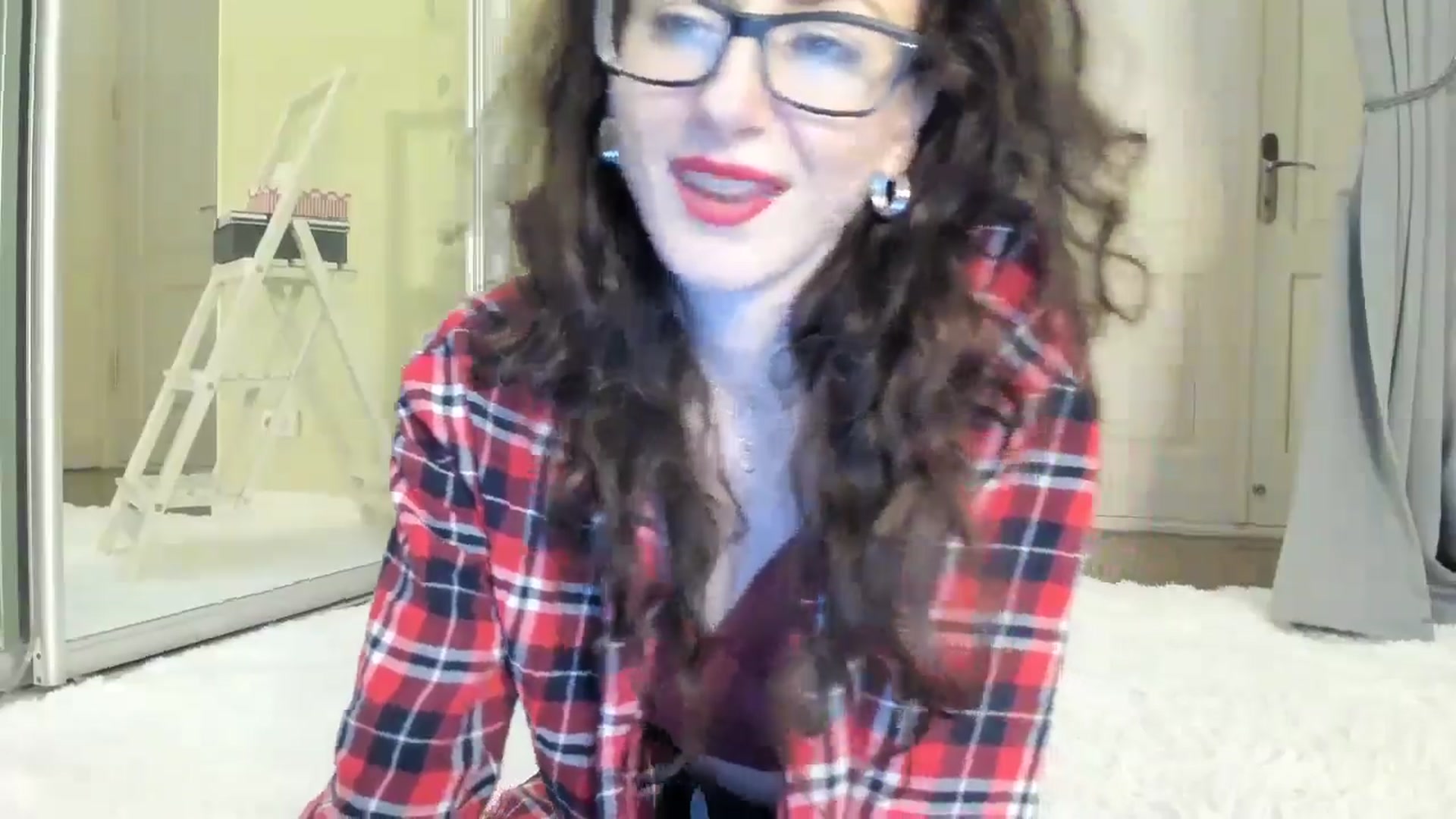 Gallery image thumbnail from Baby_Jewel's myfreecams stream on, 05/19/2024, 18:32 image 5 of 20