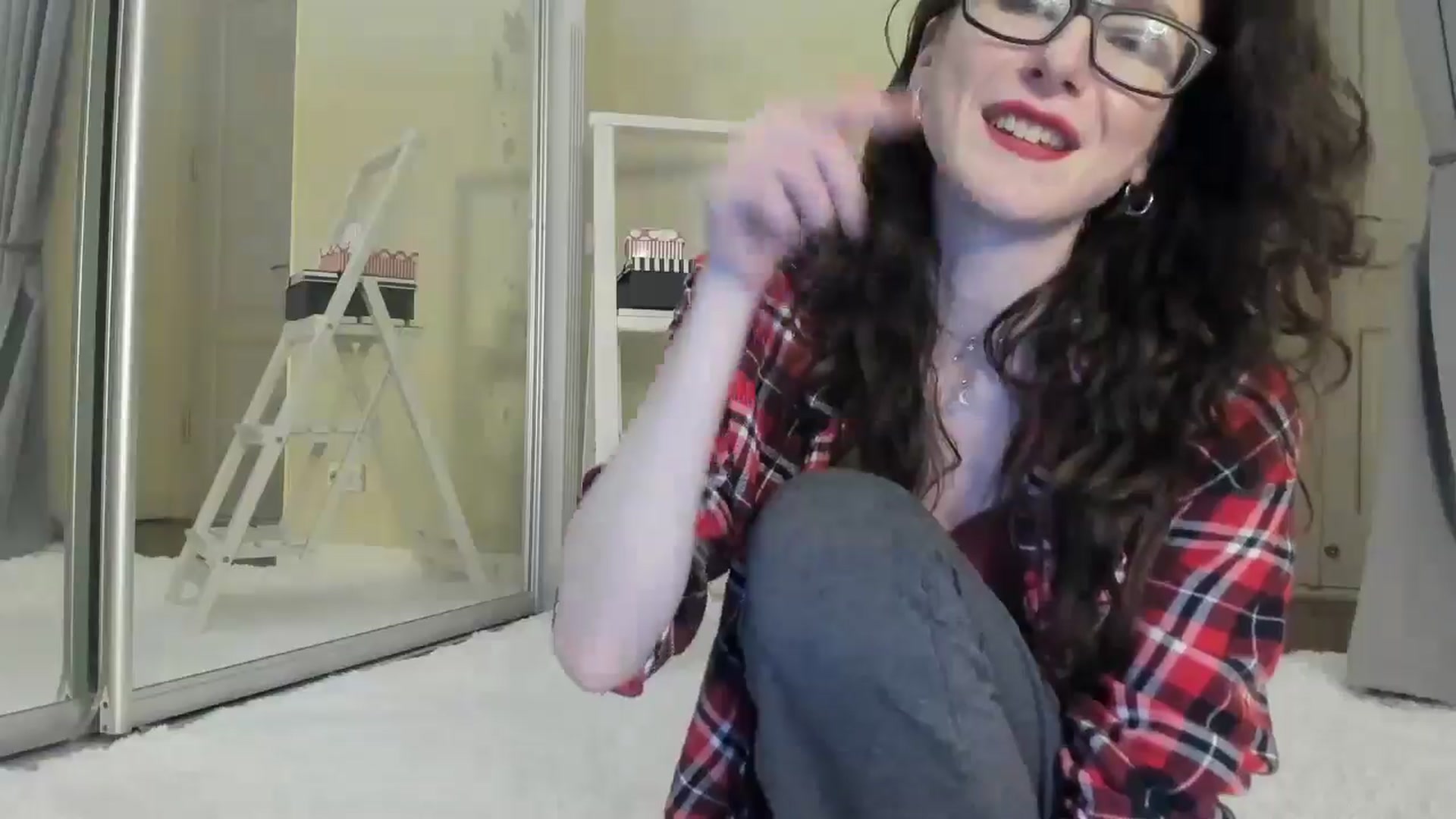 Gallery image thumbnail from Baby_Jewel's myfreecams stream on, 05/19/2024, 18:32 image 10 of 20