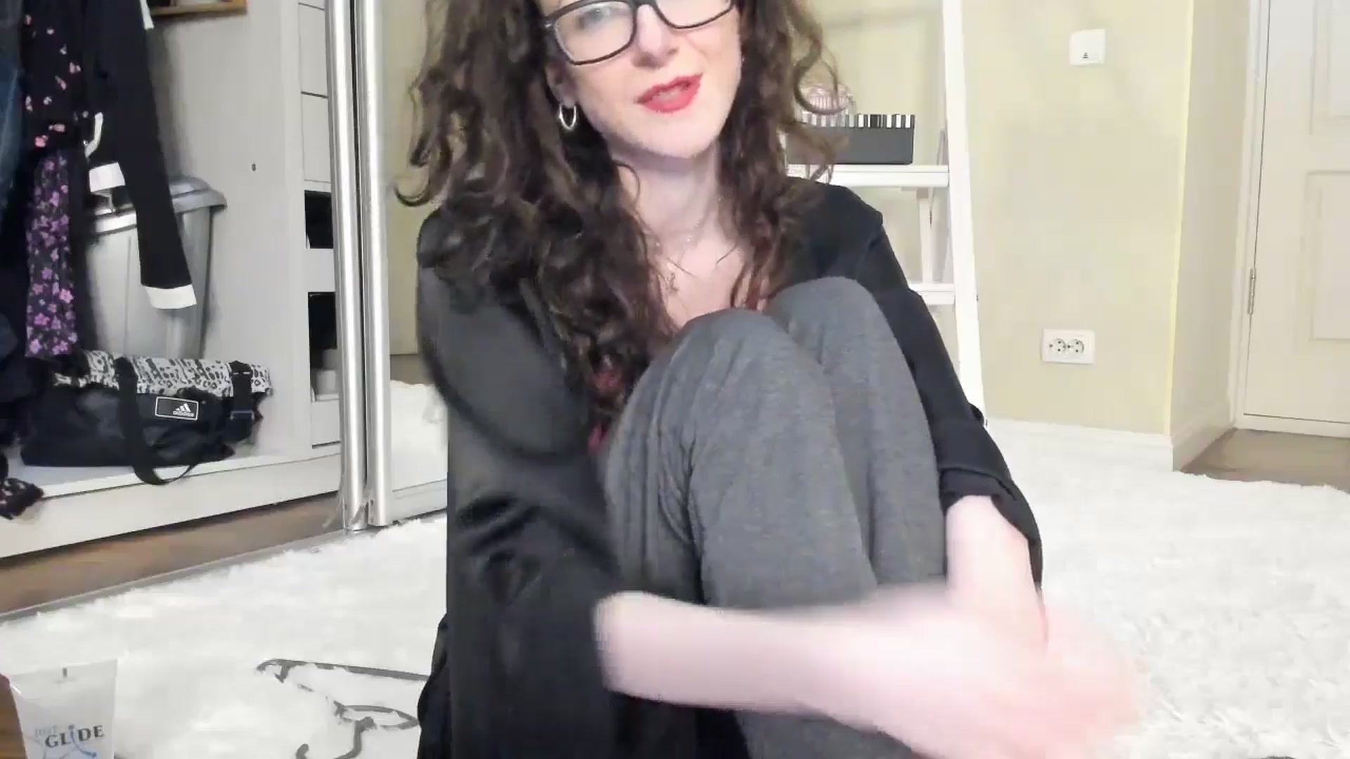 Gallery image thumbnail from Baby_Jewel's myfreecams stream on, 05/19/2024, 18:32 image 15 of 20