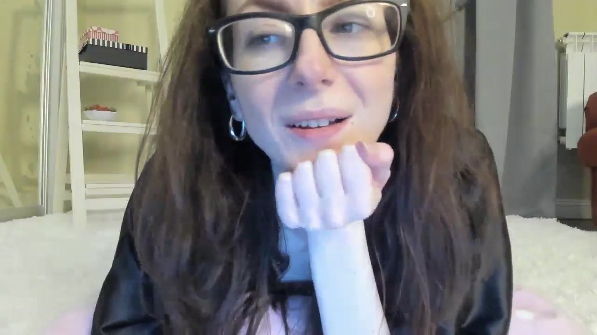 Gallery image thumbnail from Baby_Jewel's myfreecams stream on, 05/22/2024, 14:03 image 8 of 20
