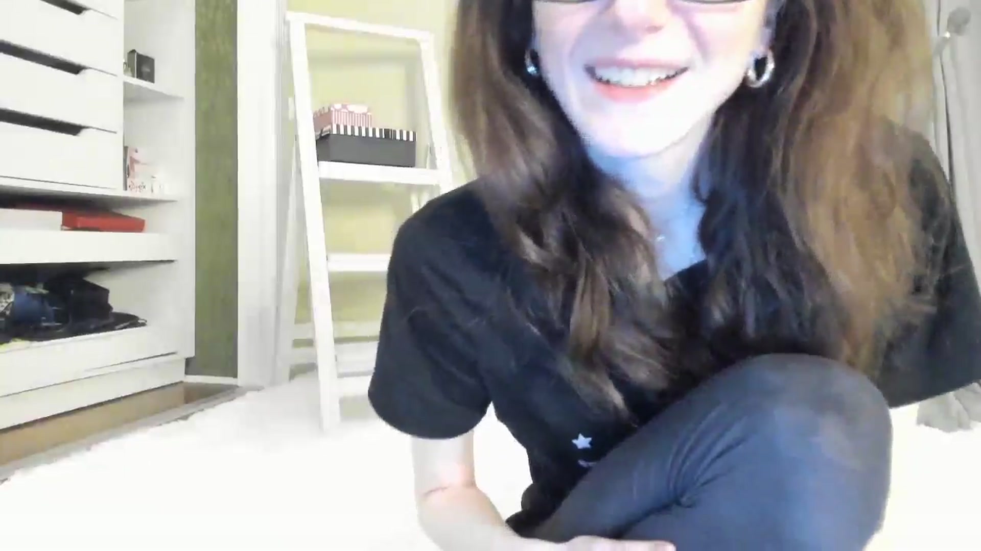 Gallery image thumbnail from Baby_Jewel's myfreecams stream on, 05/23/2024, 08:20 image 7 of 20