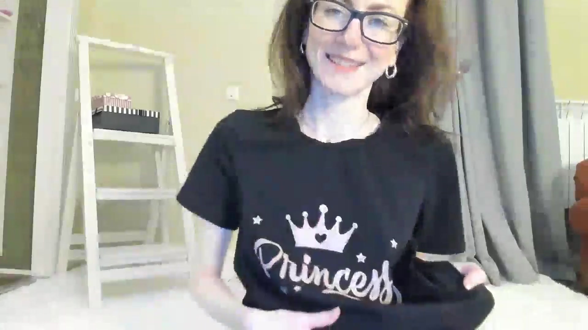 Gallery image thumbnail from Baby_Jewel's myfreecams stream on, 05/23/2024, 08:20 image 8 of 20