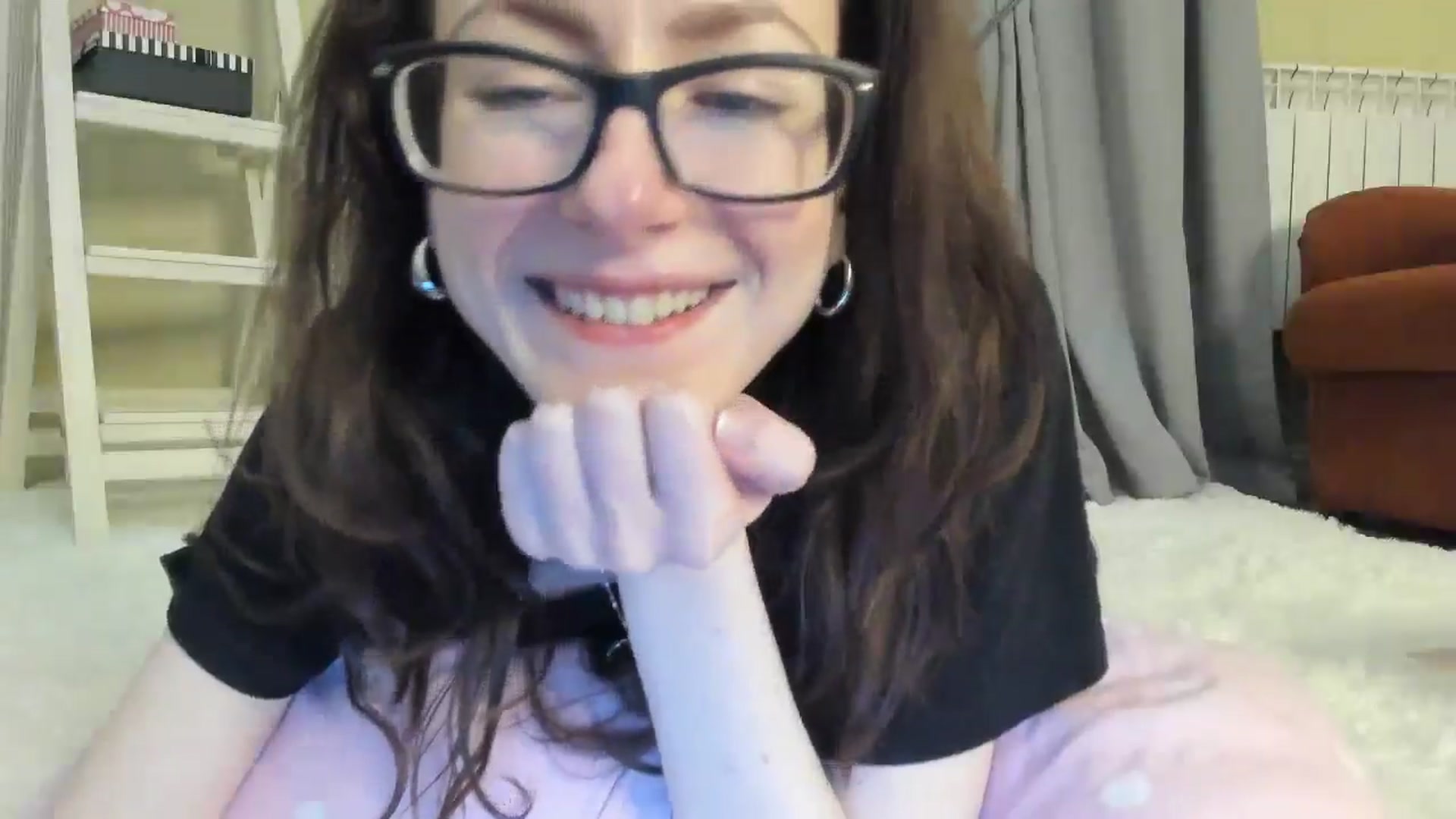 Gallery image thumbnail from Baby_Jewel's myfreecams stream on, 05/23/2024, 12:21 image 9 of 20