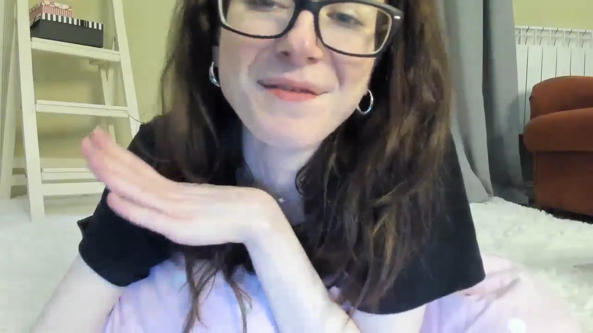 Gallery image thumbnail from Baby_Jewel's myfreecams stream on, 05/23/2024, 12:21 image 10 of 20