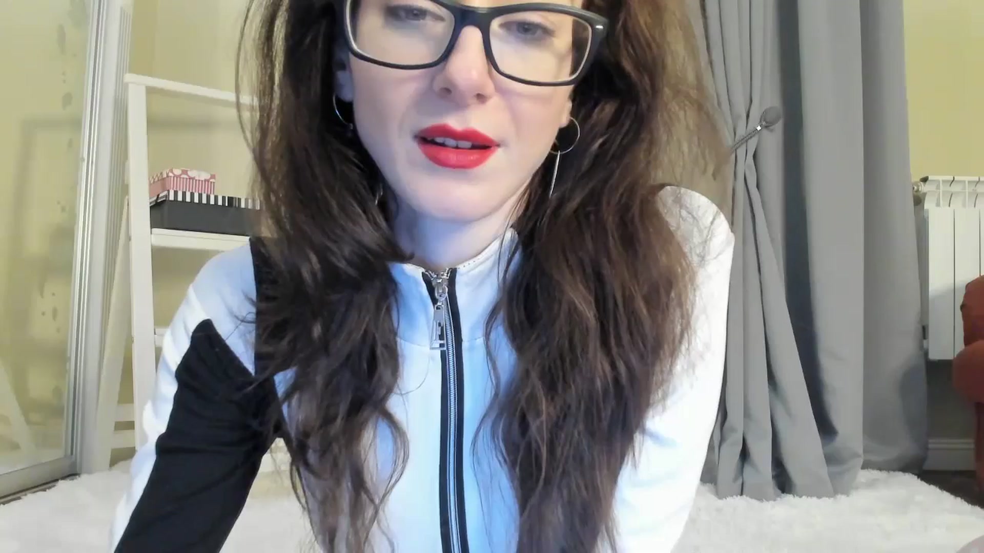 Gallery image thumbnail from Baby_Jewel's myfreecams stream on, 05/24/2024, 09:34 image 10 of 20