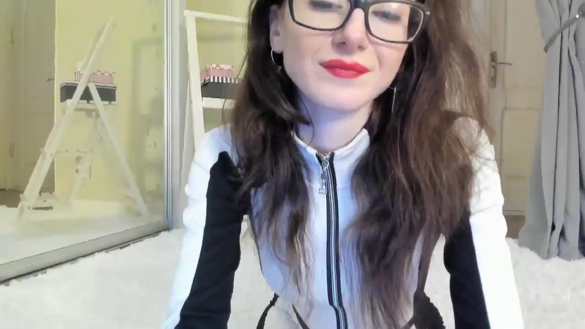 Gallery image thumbnail from Baby_Jewel's myfreecams stream on, 05/24/2024, 11:32 image 18 of 20