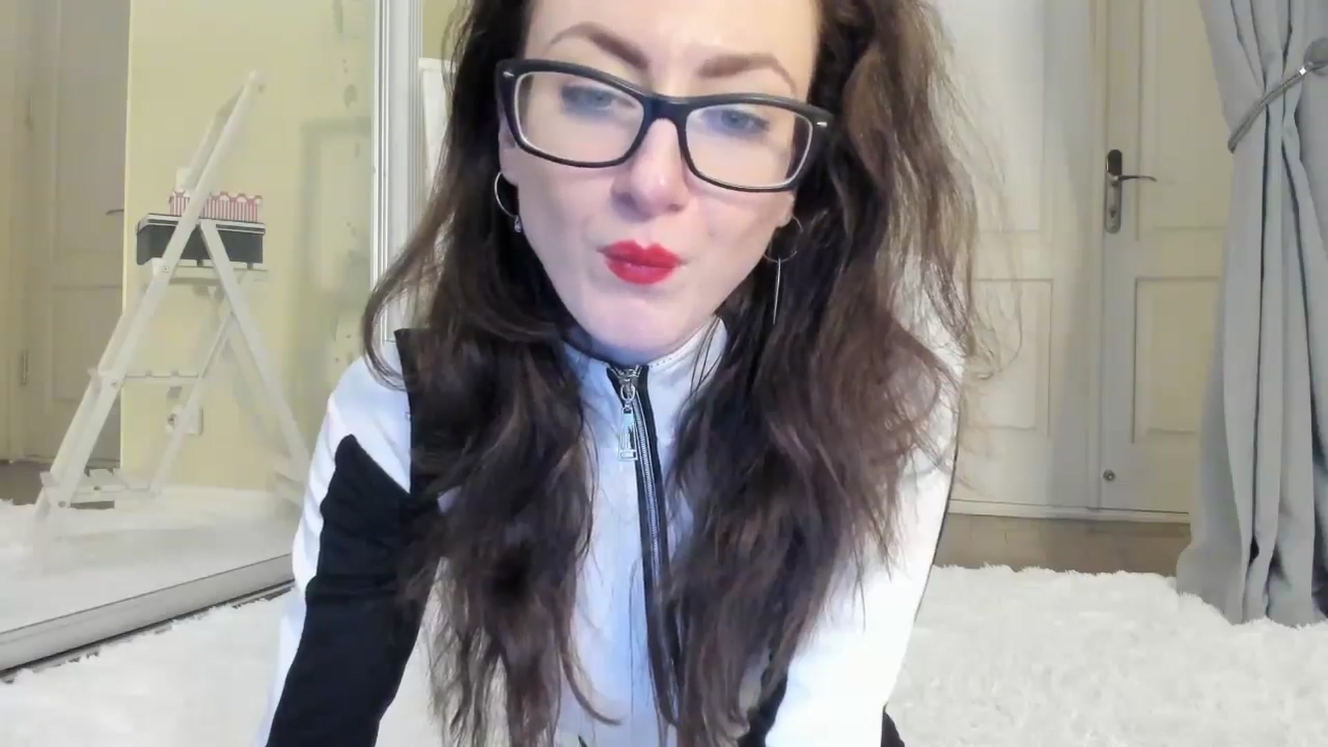 Gallery image thumbnail from Baby_Jewel's myfreecams stream on, 05/24/2024, 12:27 image 6 of 20