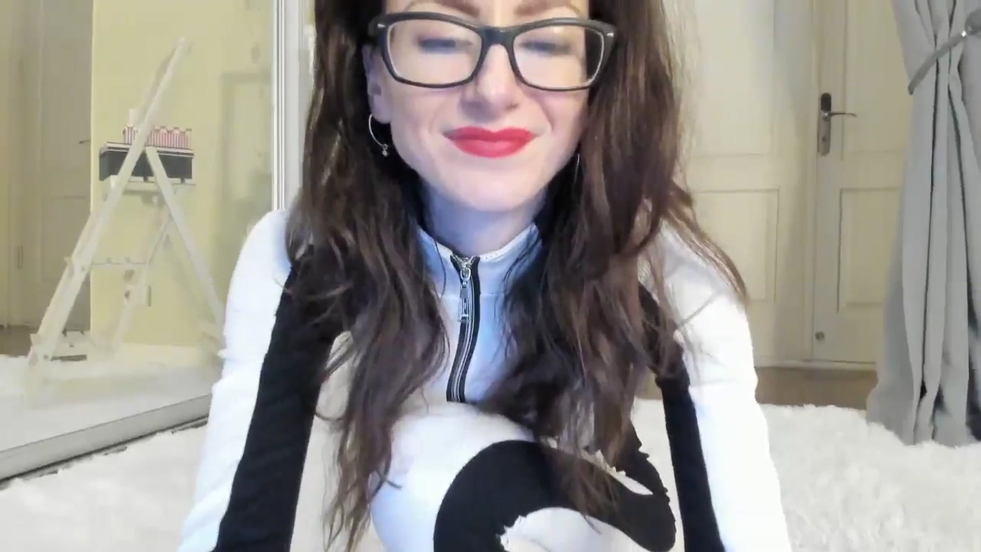 Gallery image thumbnail from Baby_Jewel's myfreecams stream on, 05/24/2024, 13:30 image 4 of 20