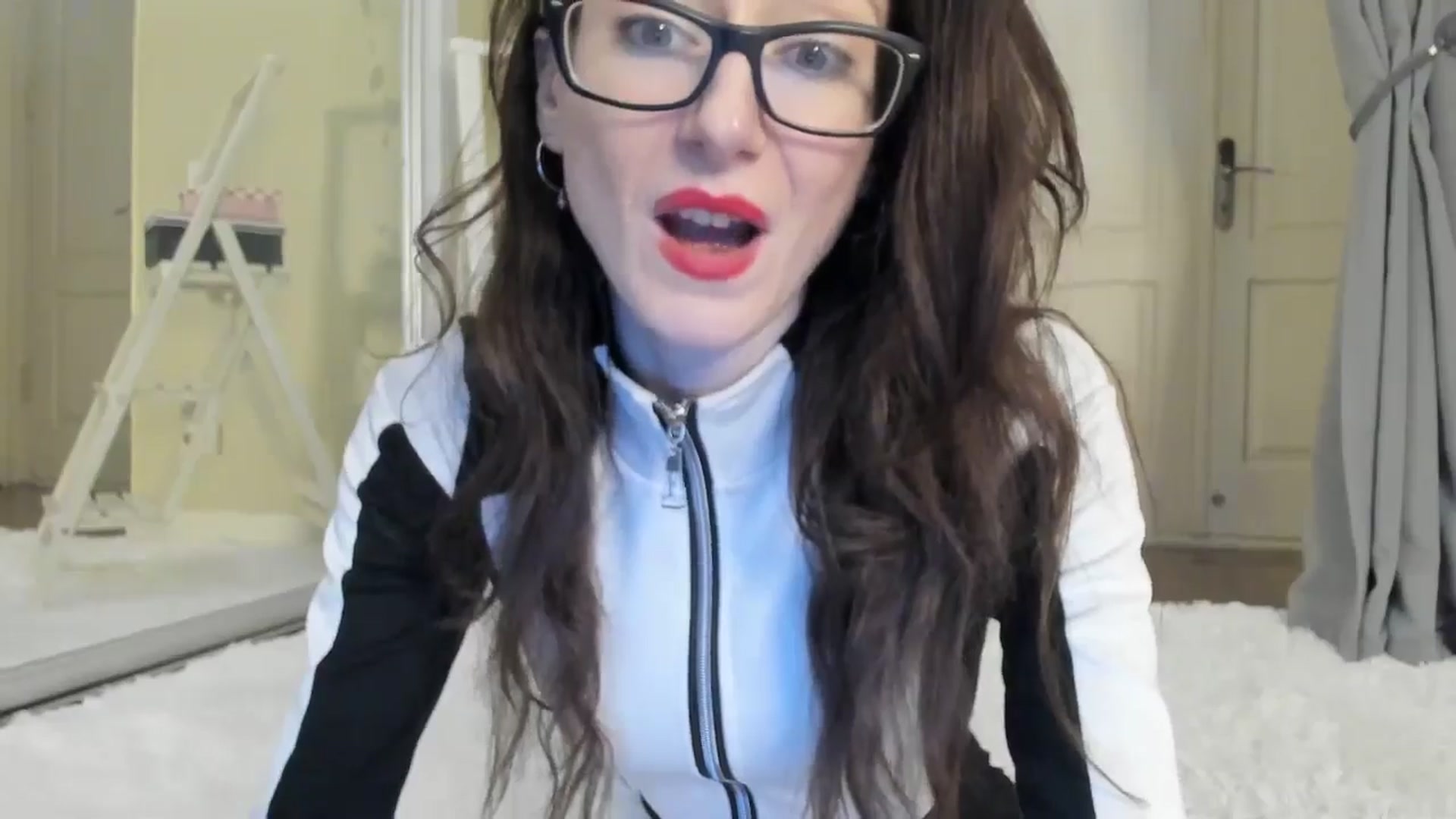 Gallery image thumbnail from Baby_Jewel's myfreecams stream on, 05/24/2024, 13:30 image 3 of 20