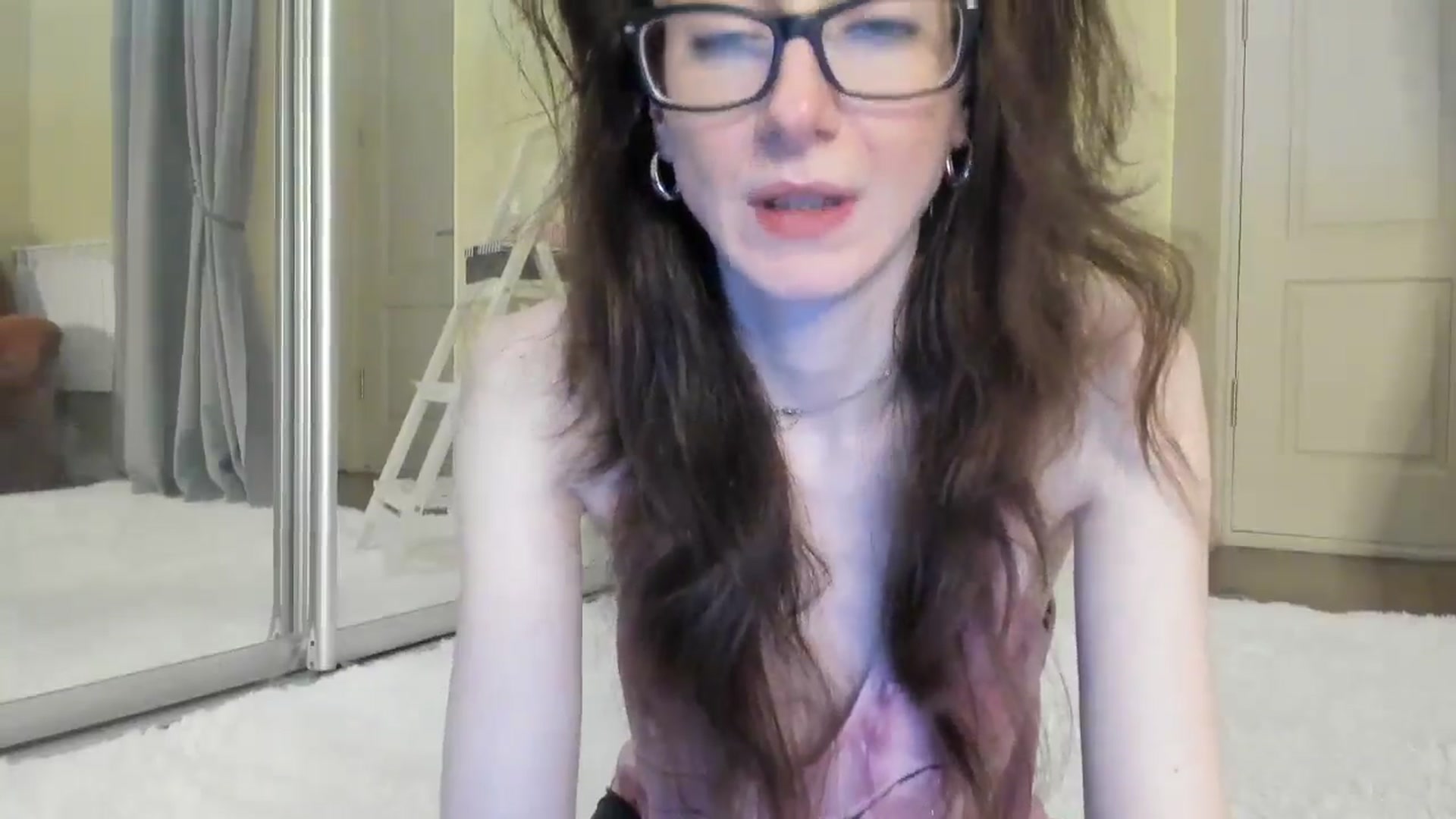 Gallery image thumbnail from Baby_Jewel's myfreecams stream on, 05/27/2024, 11:35 image 7 of 20