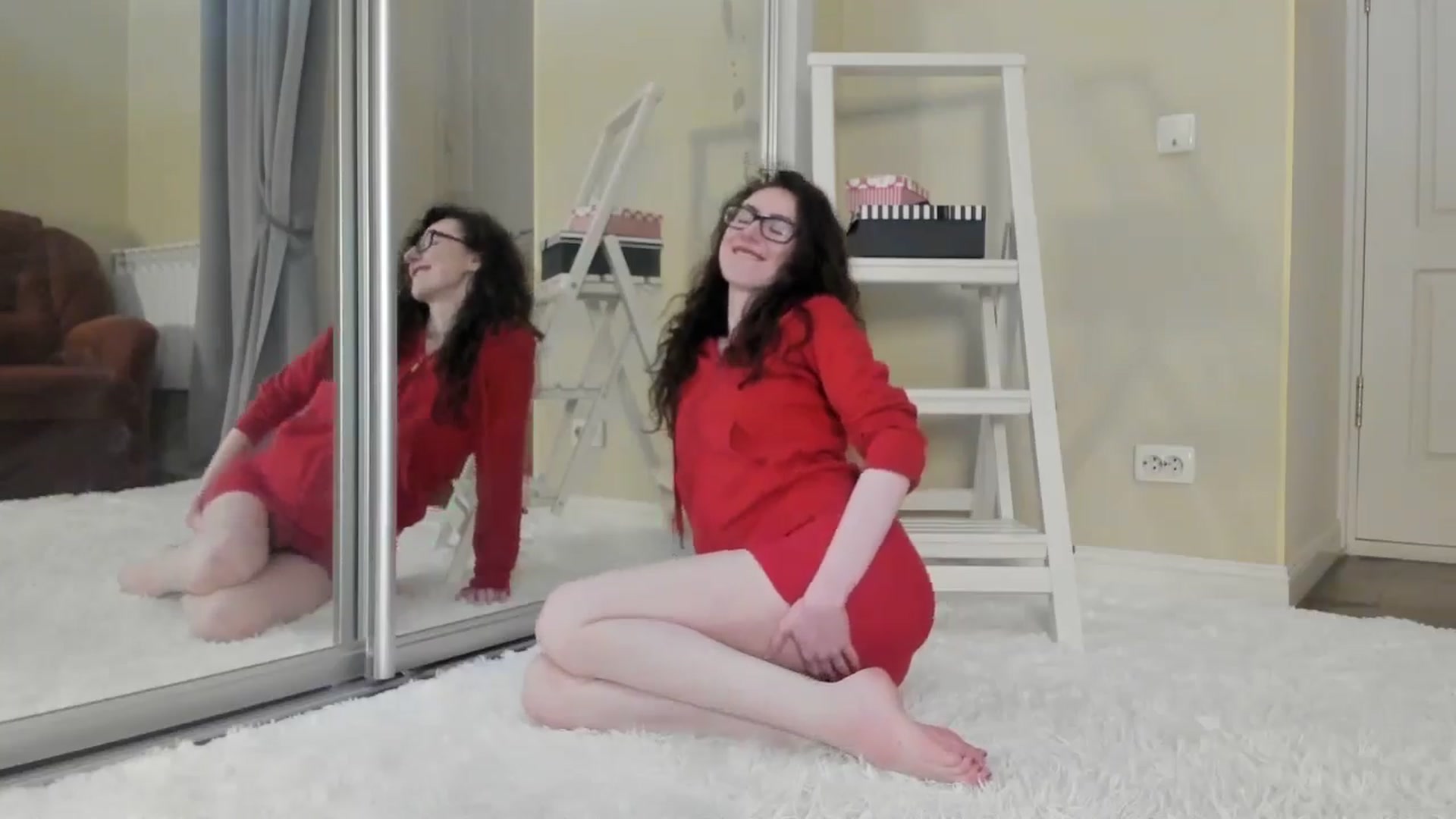 Gallery image thumbnail from Baby_Jewel's myfreecams stream on, 05/29/2024, 12:53 image 12 of 20