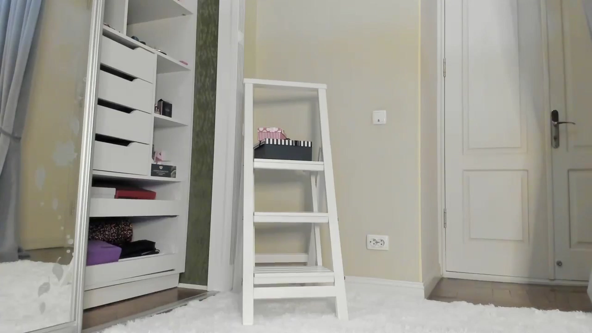 Gallery image thumbnail from Baby_Jewel's myfreecams stream on, 05/30/2024, 14:02 image 16 of 20