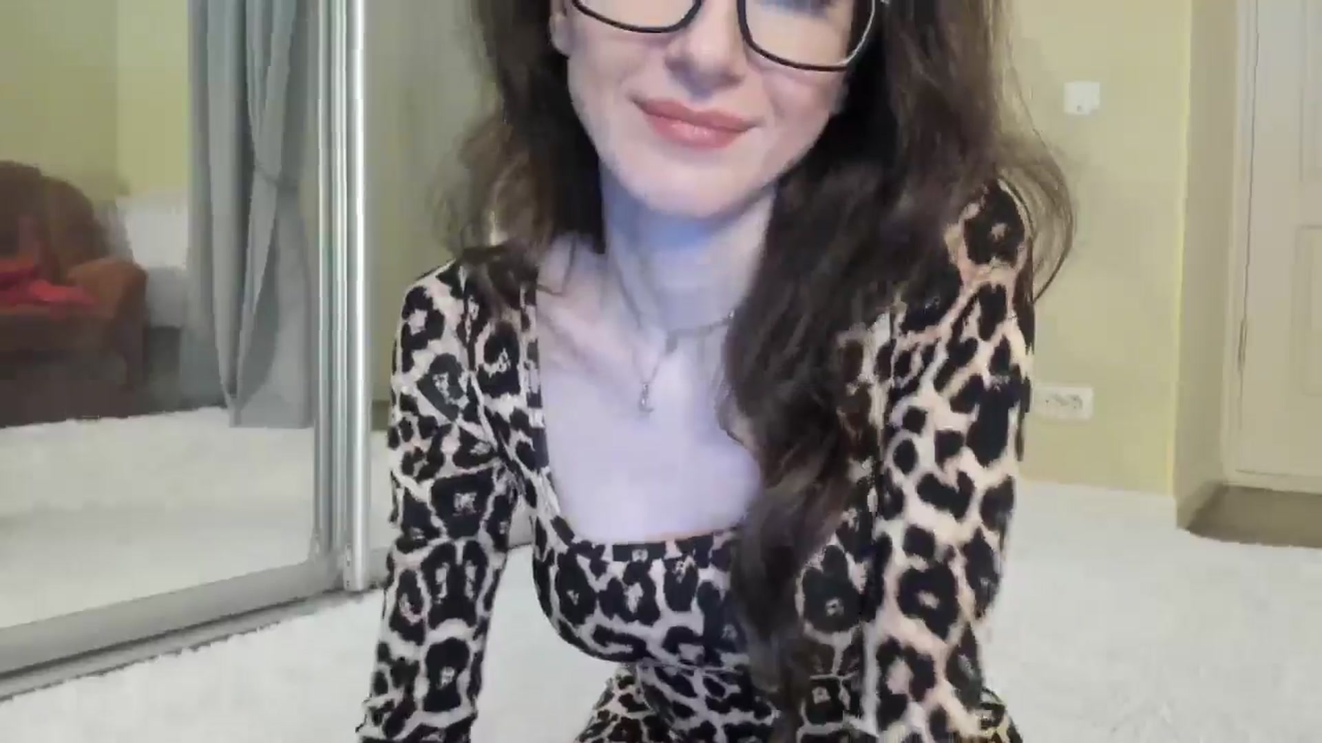 Gallery image thumbnail from Baby_Jewel's myfreecams stream on, 06/01/2024, 10:21 image 8 of 20