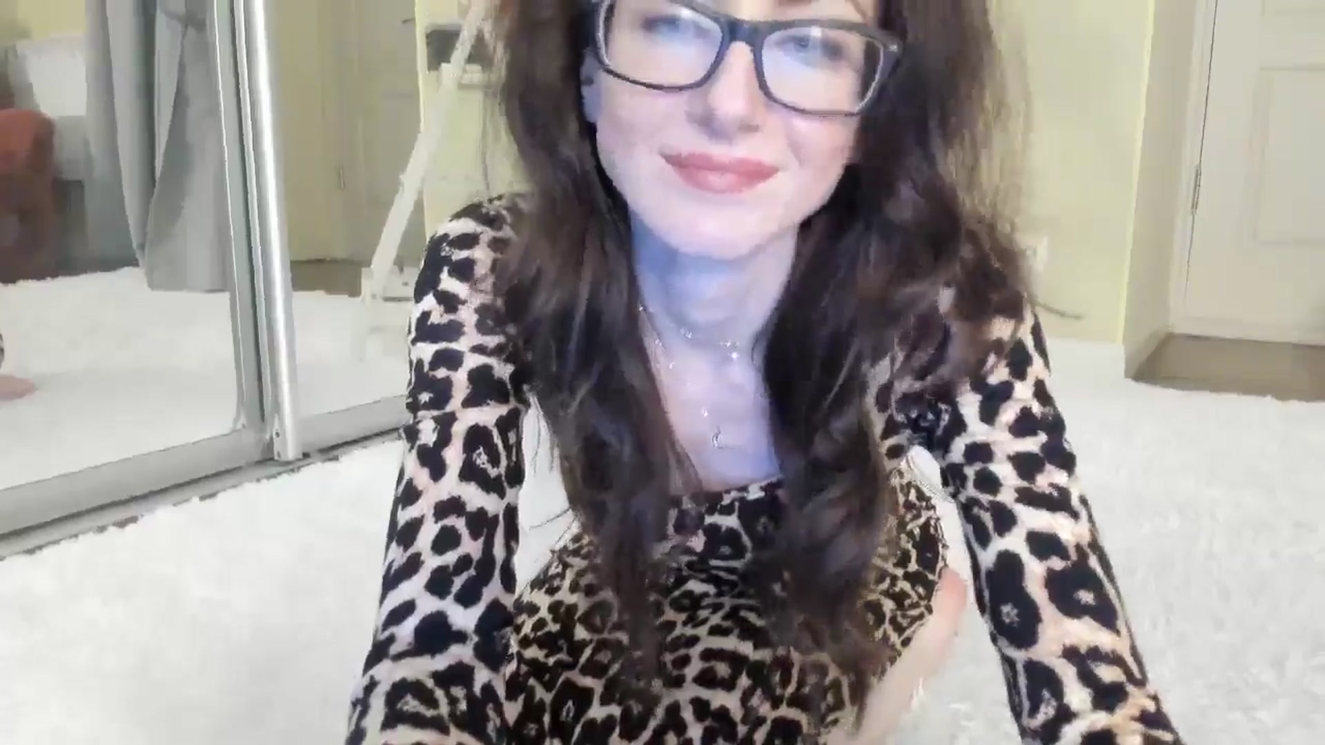 Gallery image thumbnail from Baby_Jewel's myfreecams stream on, 06/01/2024, 13:07 image 15 of 20