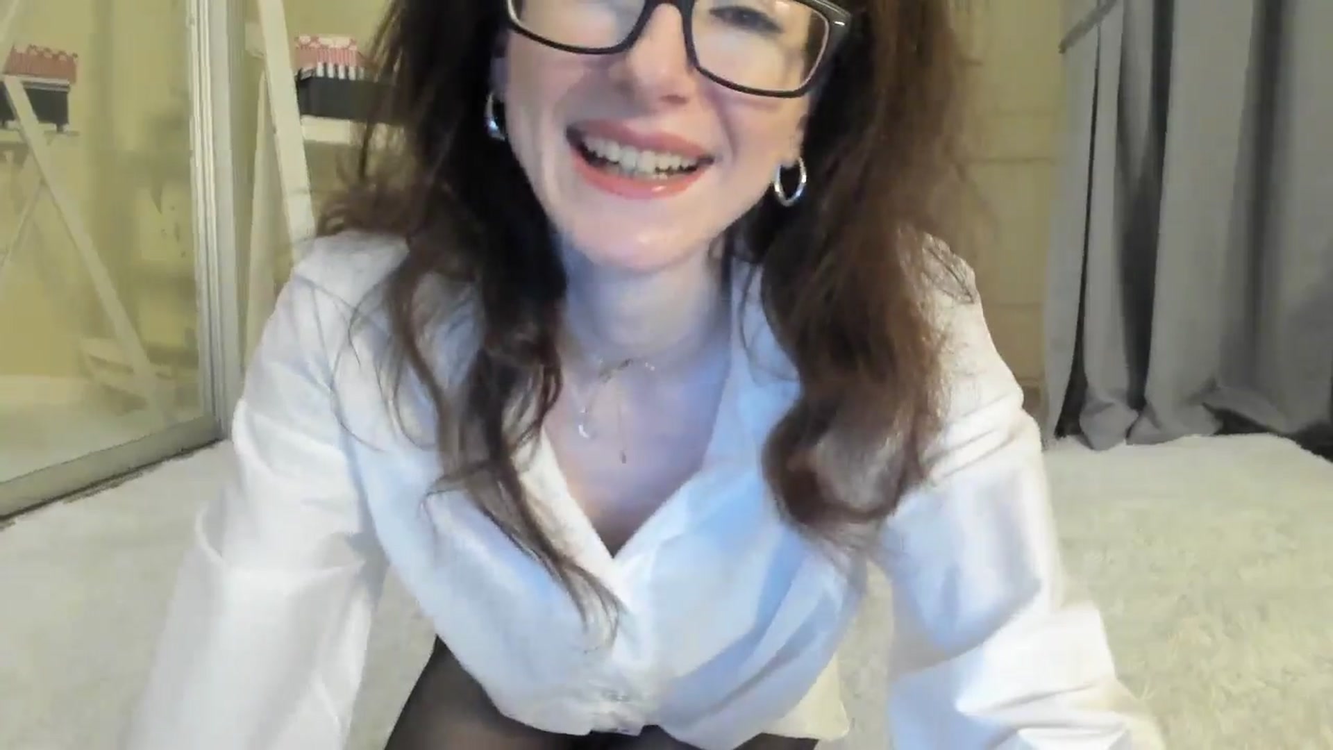 Gallery image thumbnail from Baby_Jewel's myfreecams stream on, 06/02/2024, 08:42 image 17 of 20