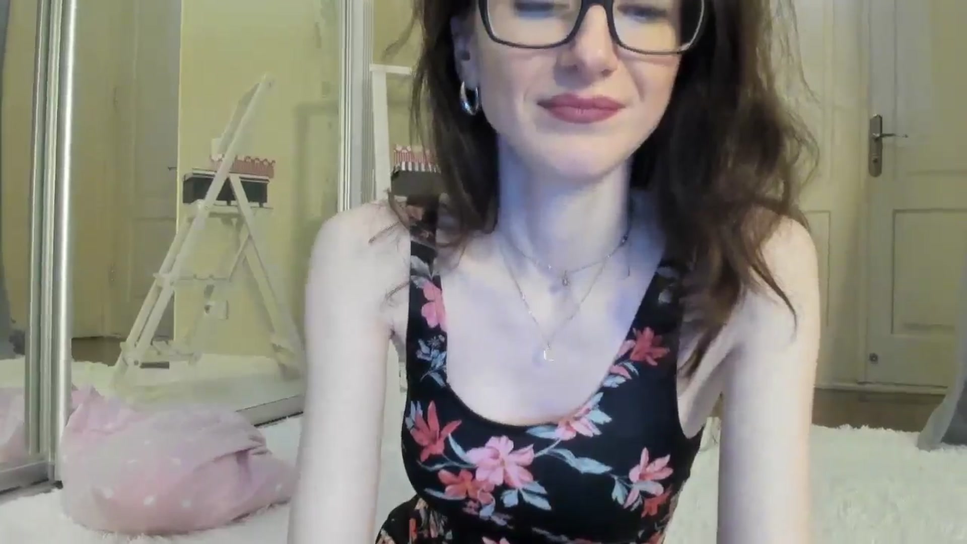 Gallery image thumbnail from Baby_Jewel's myfreecams stream on, 06/03/2024, 09:14 image 20 of 20