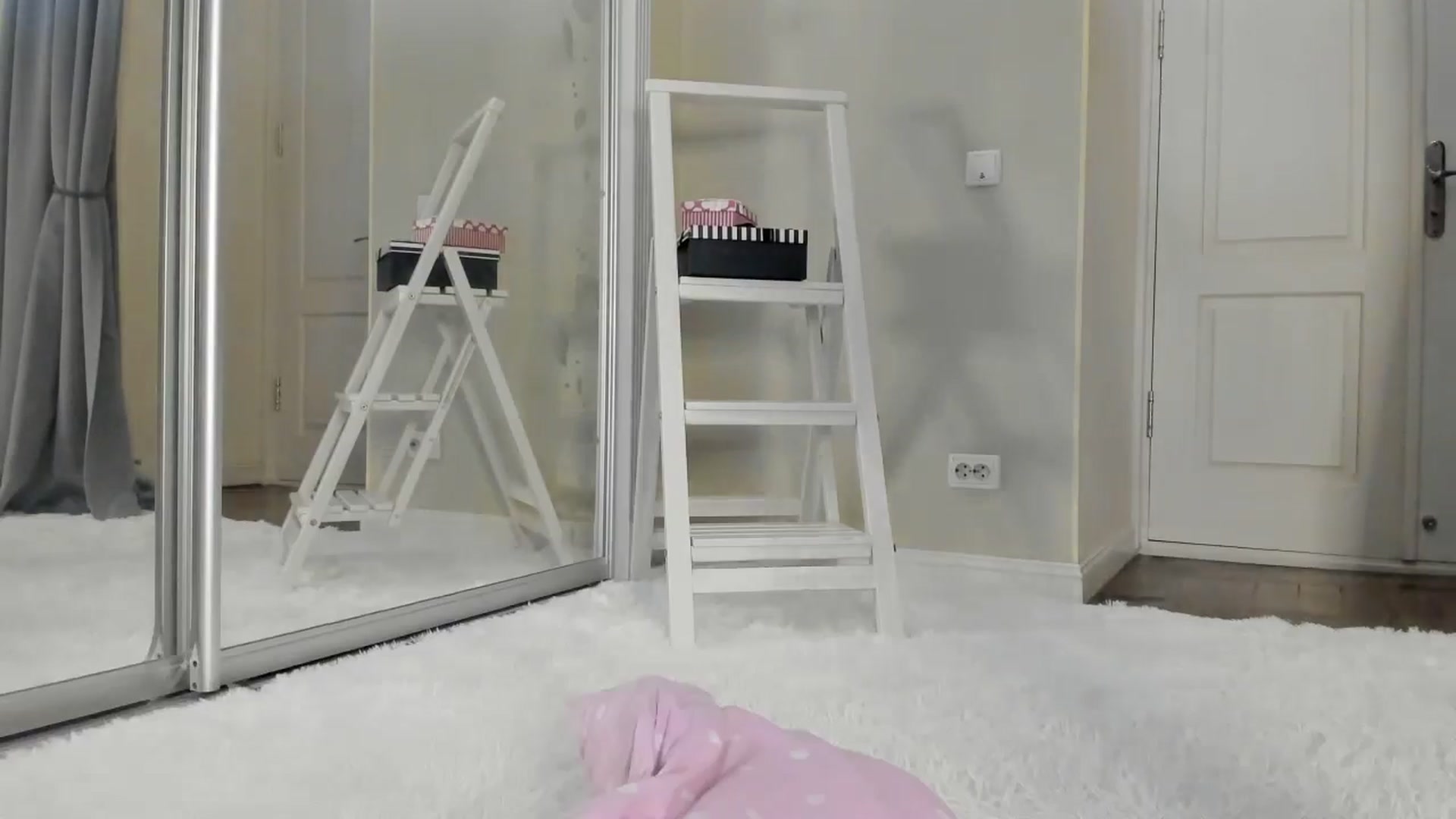 Gallery image thumbnail from Baby_Jewel's myfreecams stream on, 06/03/2024, 12:41 image 16 of 20