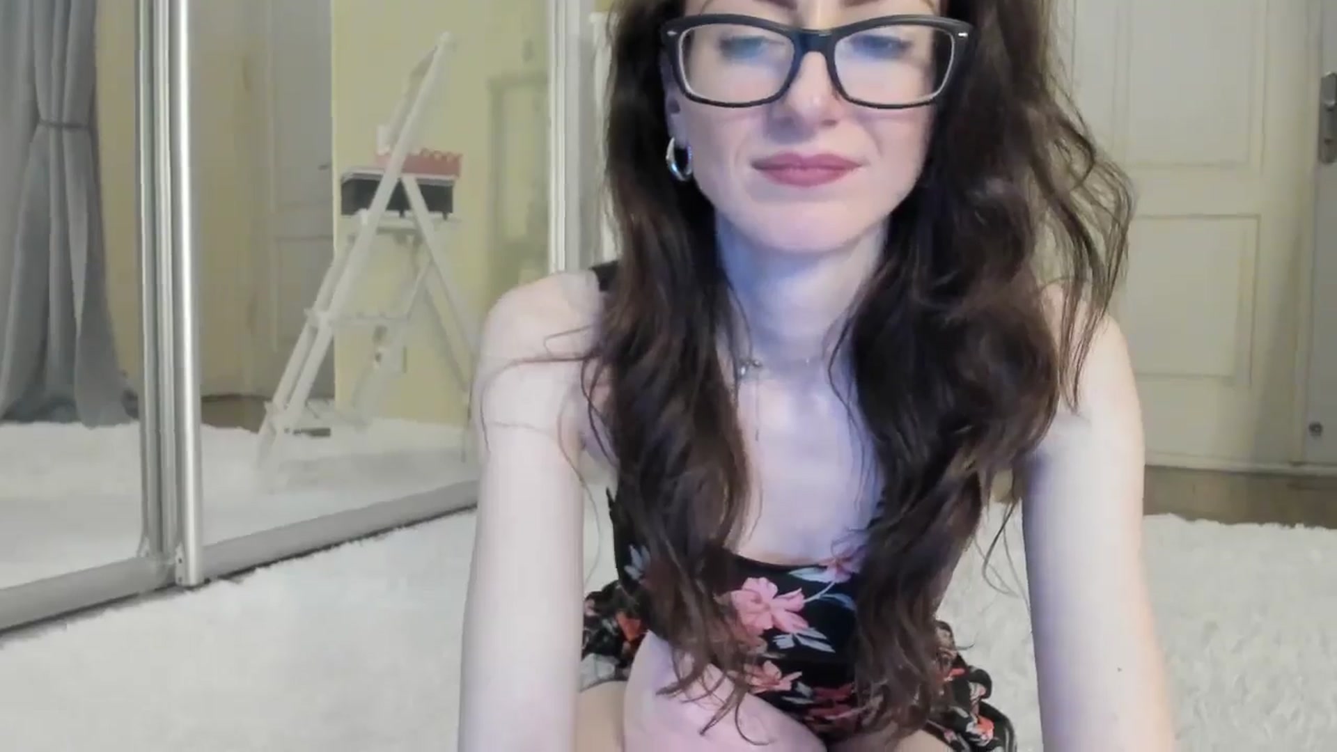 Gallery image thumbnail from Baby_Jewel's myfreecams stream on, 06/03/2024, 12:41 image 10 of 20