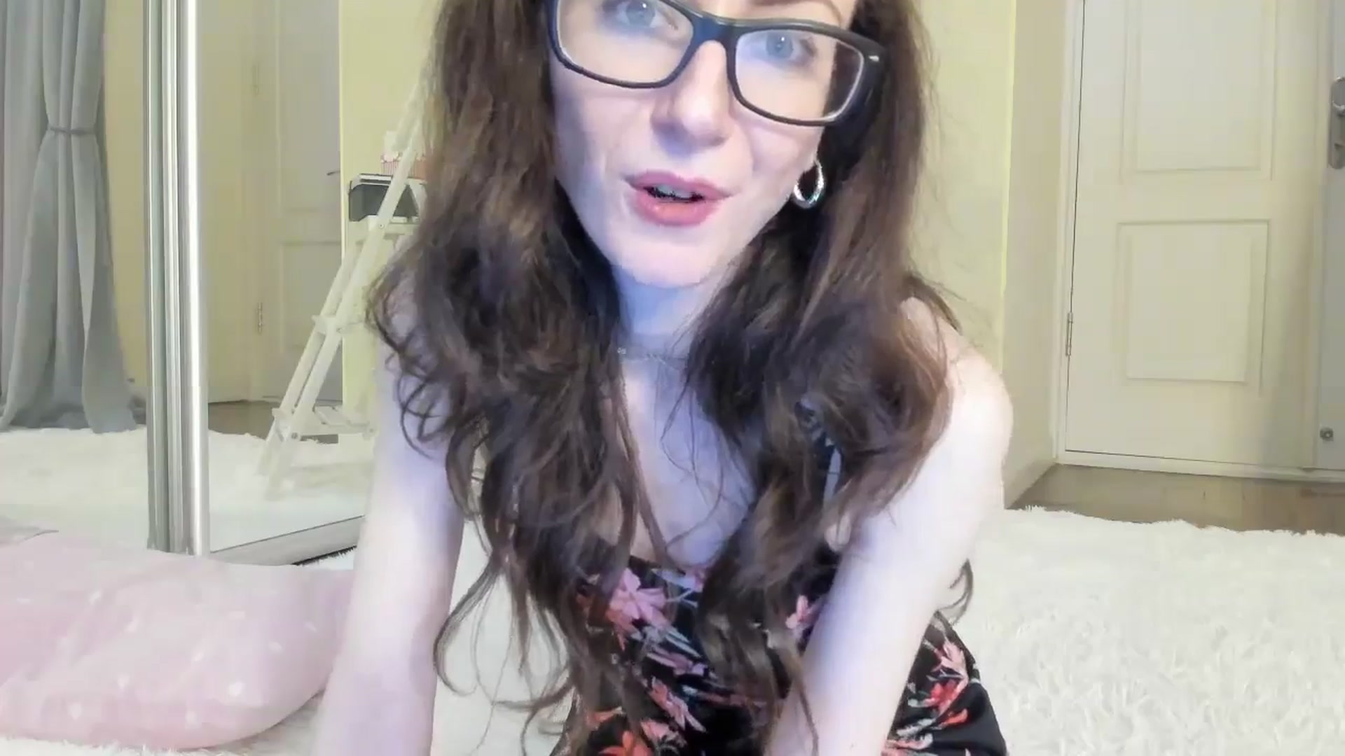 Gallery image thumbnail from Baby_Jewel's myfreecams stream on, 06/03/2024, 12:41 image 2 of 20