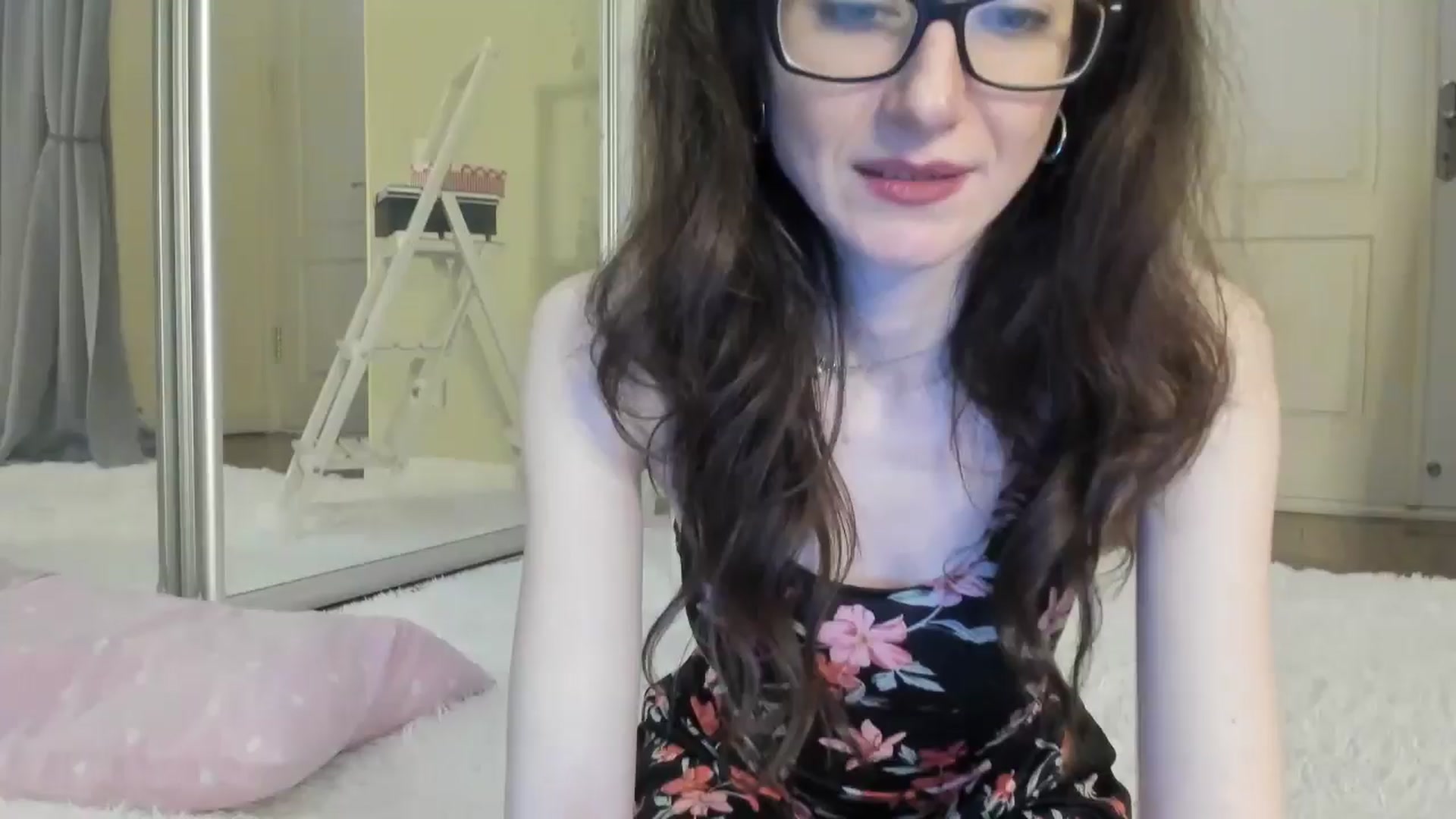 Gallery image thumbnail from Baby_Jewel's myfreecams stream on, 06/03/2024, 12:41 image 1 of 20