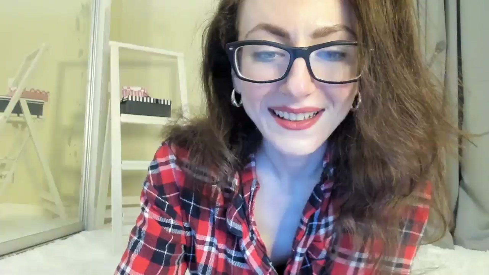 Gallery image thumbnail from Baby_Jewel's myfreecams stream on, 06/07/2024, 09:21 image 10 of 20