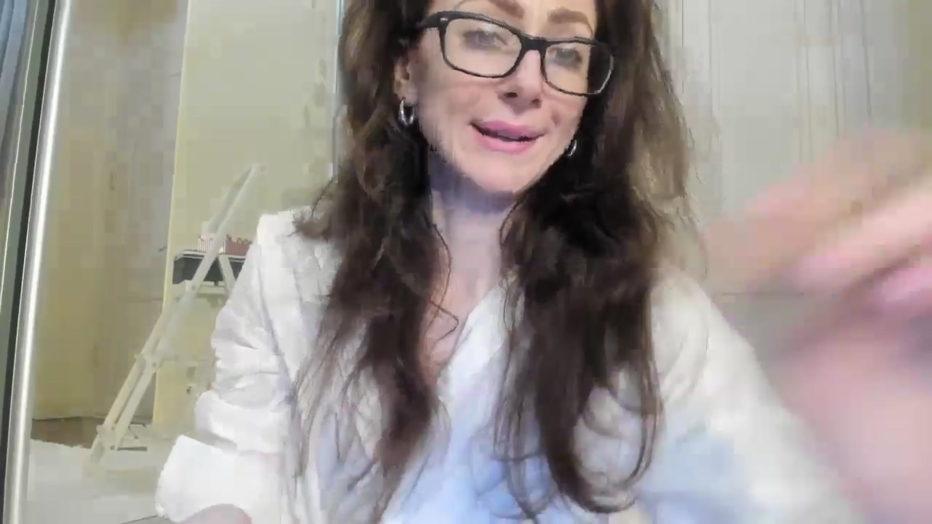 Gallery image thumbnail from Baby_Jewel's myfreecams stream on, 06/08/2024, 13:08 image 12 of 20