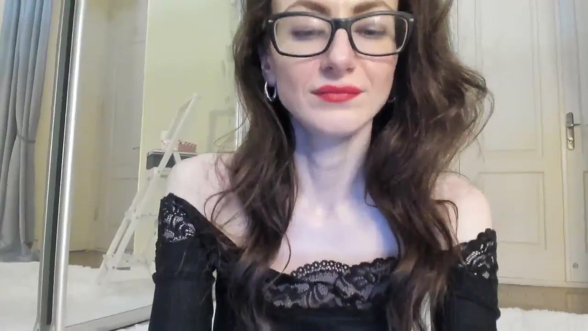 Gallery image thumbnail from Baby_Jewel's myfreecams stream on, 06/09/2024, 11:59 image 8 of 20