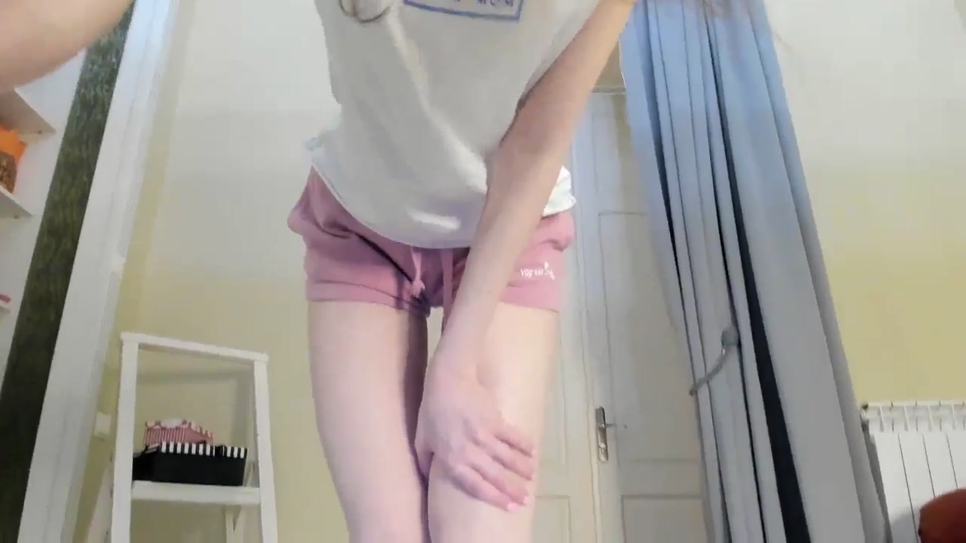 Gallery image thumbnail from Baby_Jewel's myfreecams stream on, 06/13/2024, 09:18 image 10 of 20