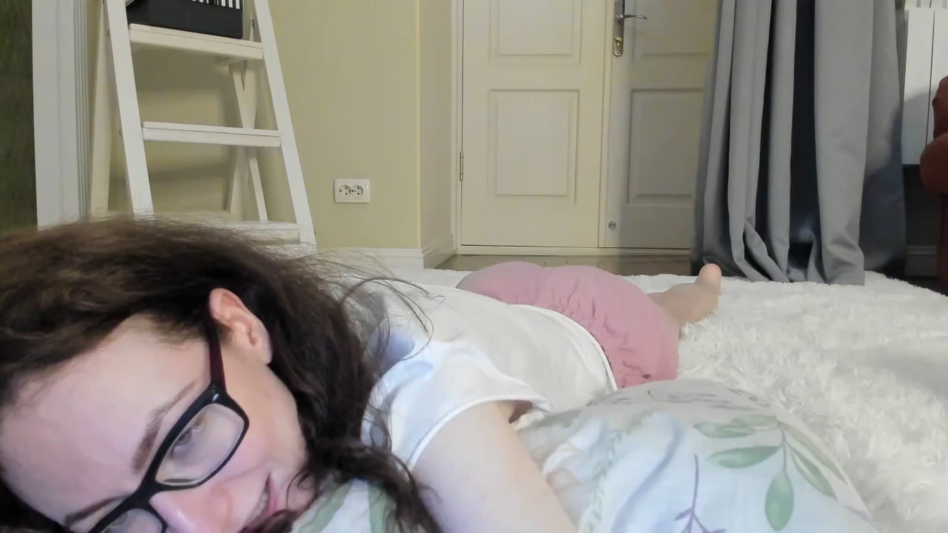 Gallery image thumbnail from Baby_Jewel's myfreecams stream on, 06/13/2024, 12:45 image 8 of 20