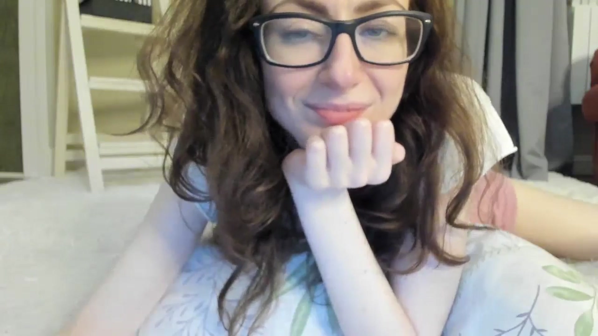 Gallery image thumbnail from Baby_Jewel's myfreecams stream on, 06/13/2024, 12:45 image 15 of 20