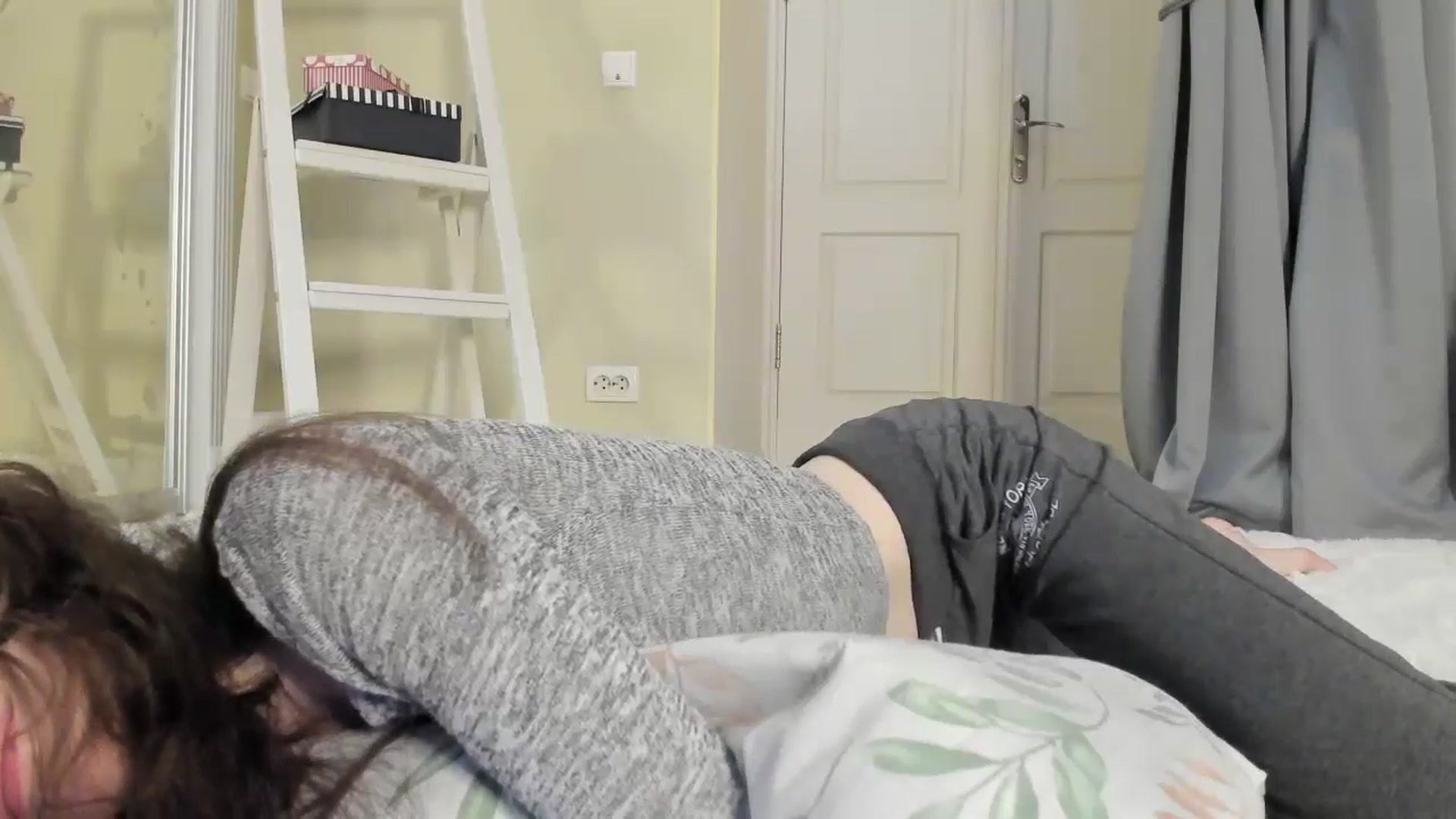 Gallery image thumbnail from Baby_Jewel's myfreecams stream on, 06/14/2024, 12:20 image 9 of 20